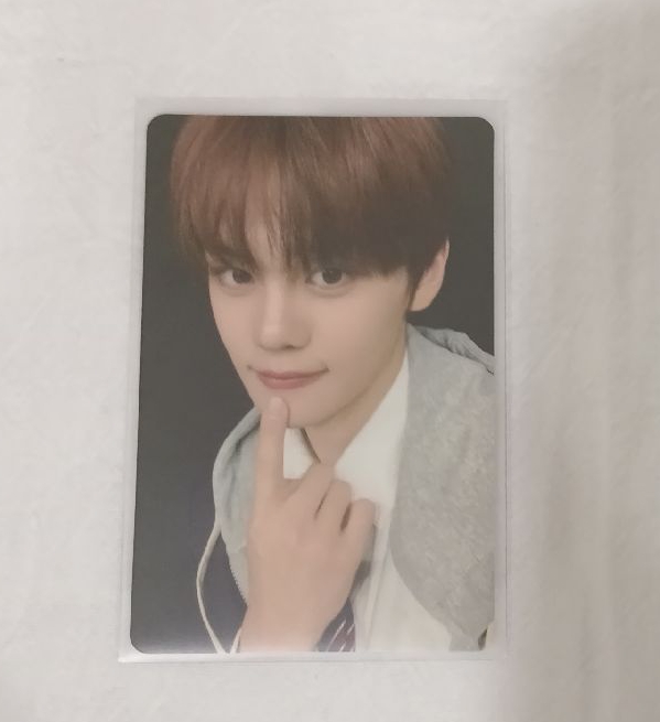 ZB1 世巡TW入場卡奎