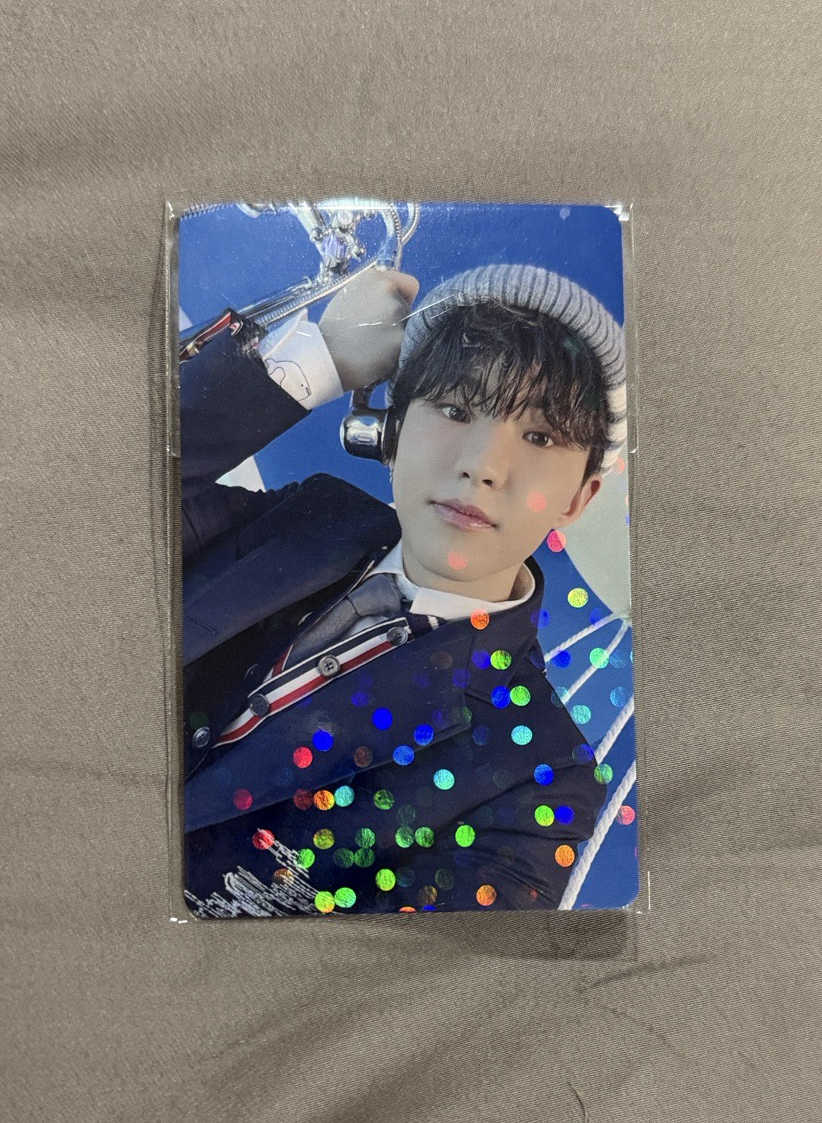 Seventeen精選專日咖特典_榮