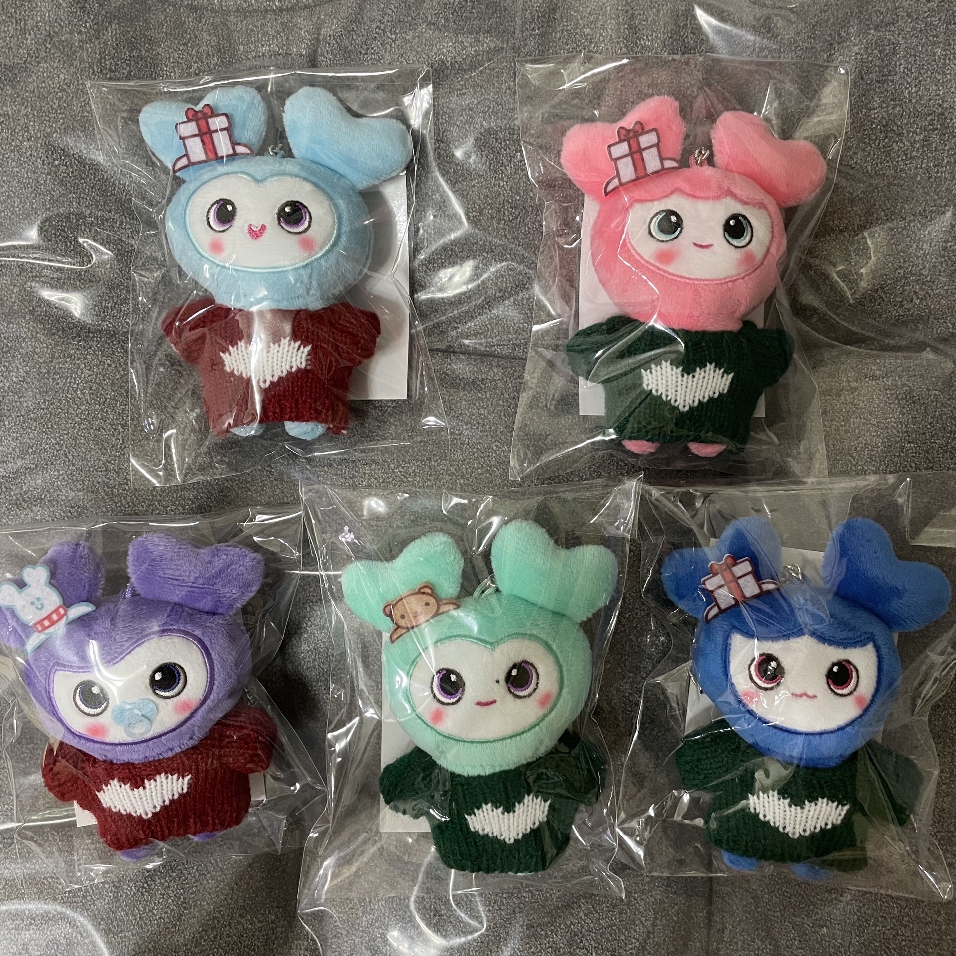 現貨《當天下單當天出貨》 全新未拆 2025冬日快閃店 LOVELYS 冬日娃