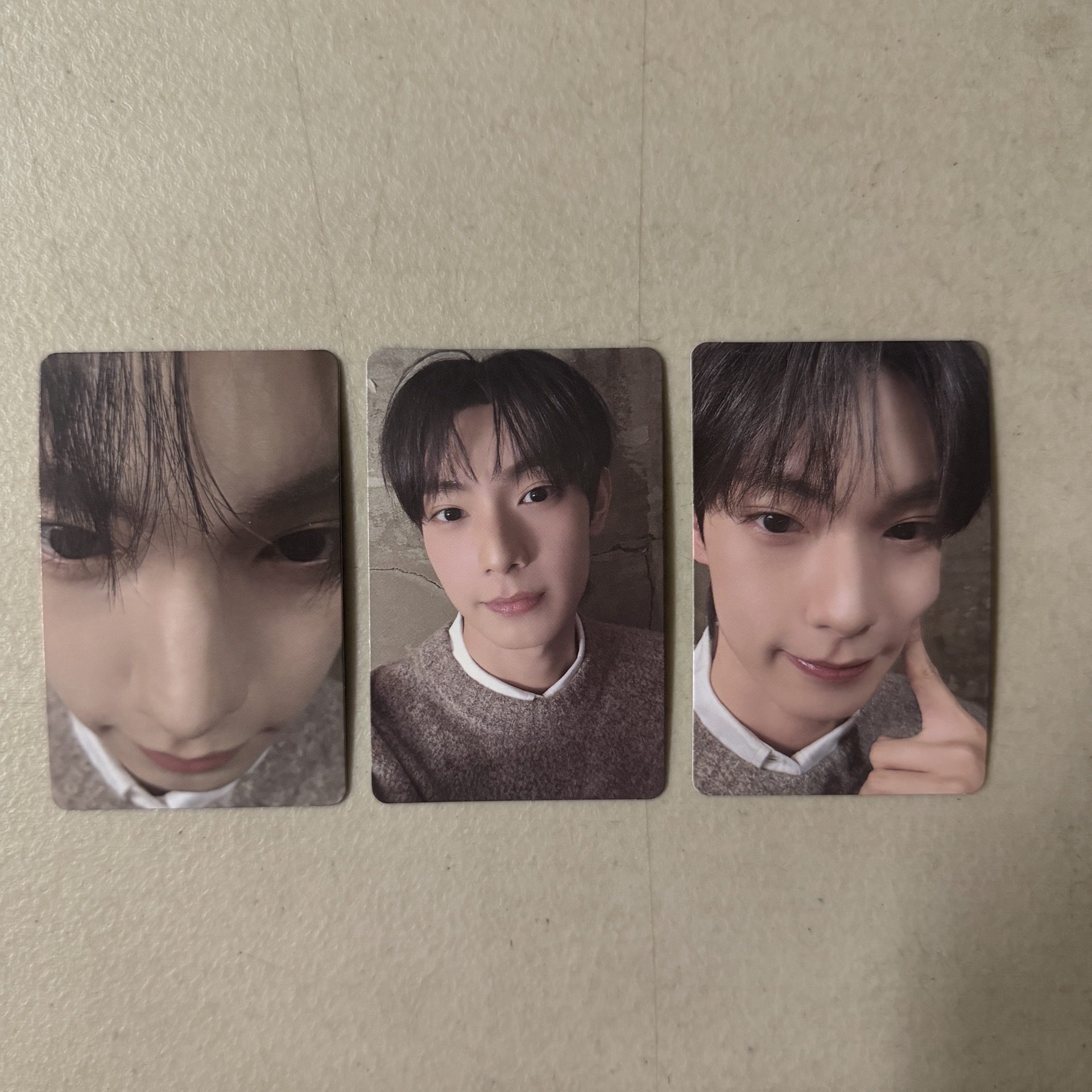 三張（缺握拳）