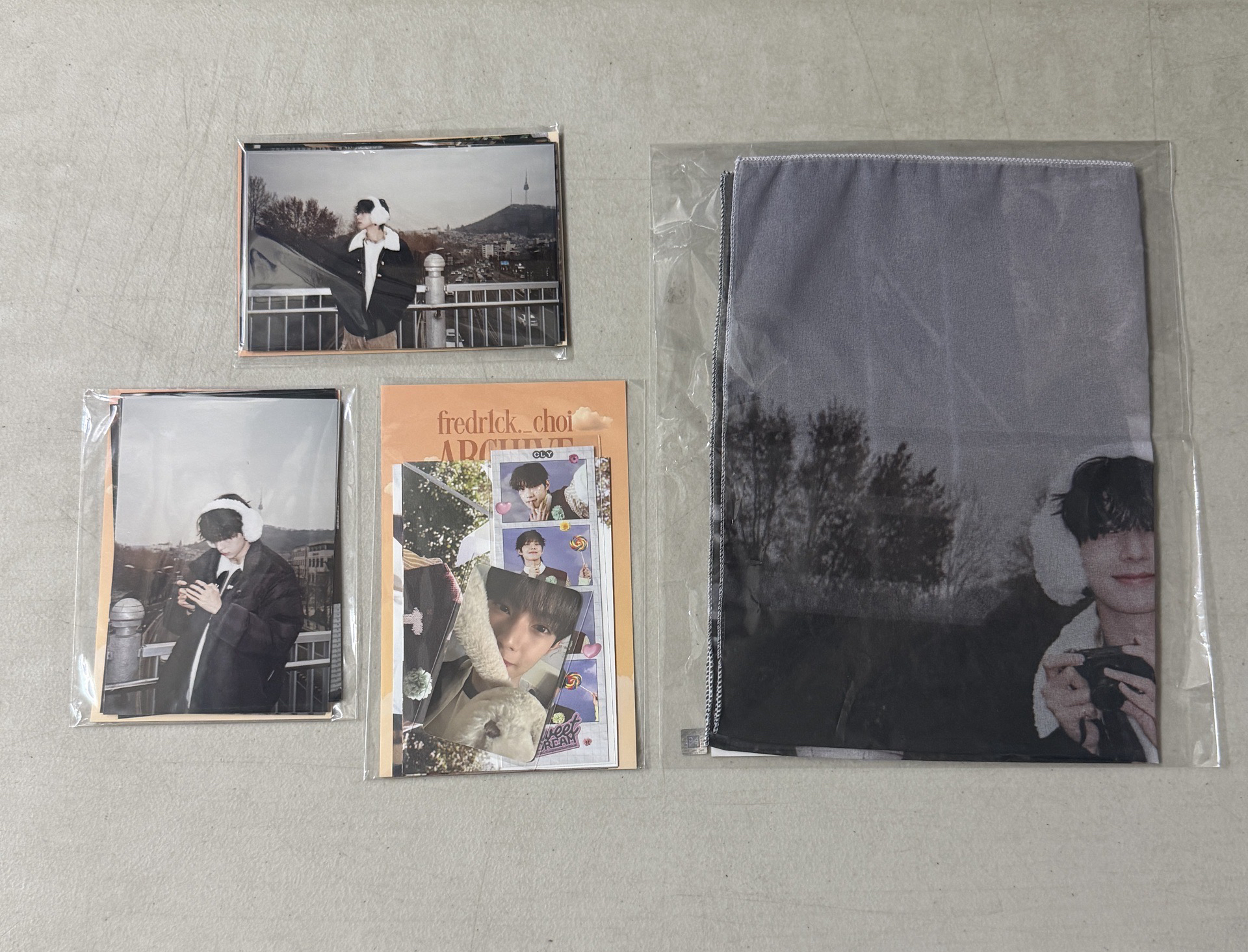 崔立于攝影展周邊