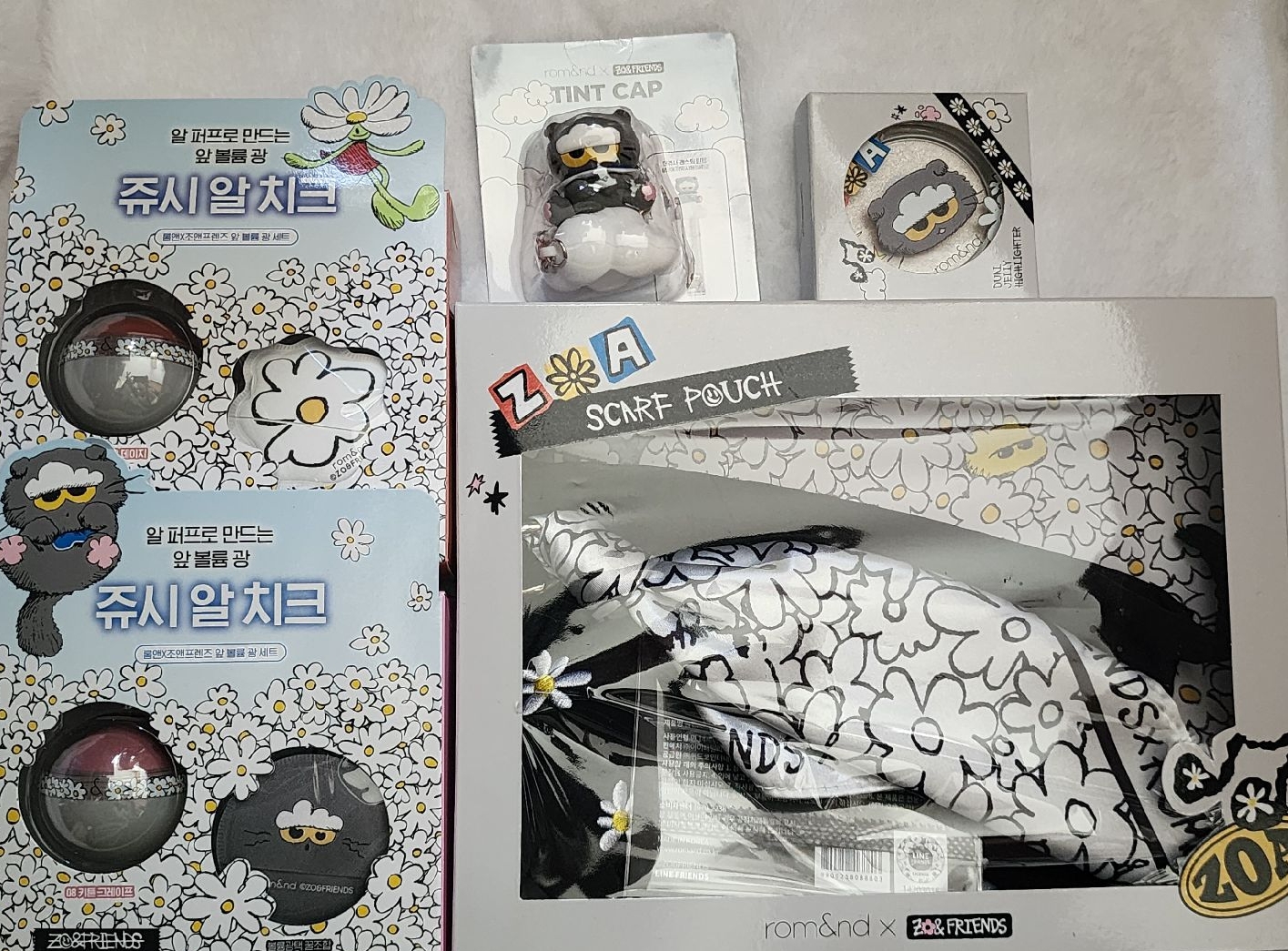 GD ZOA聯名彩妝、頭巾、小娃、馬克杯、小手燈、贈品