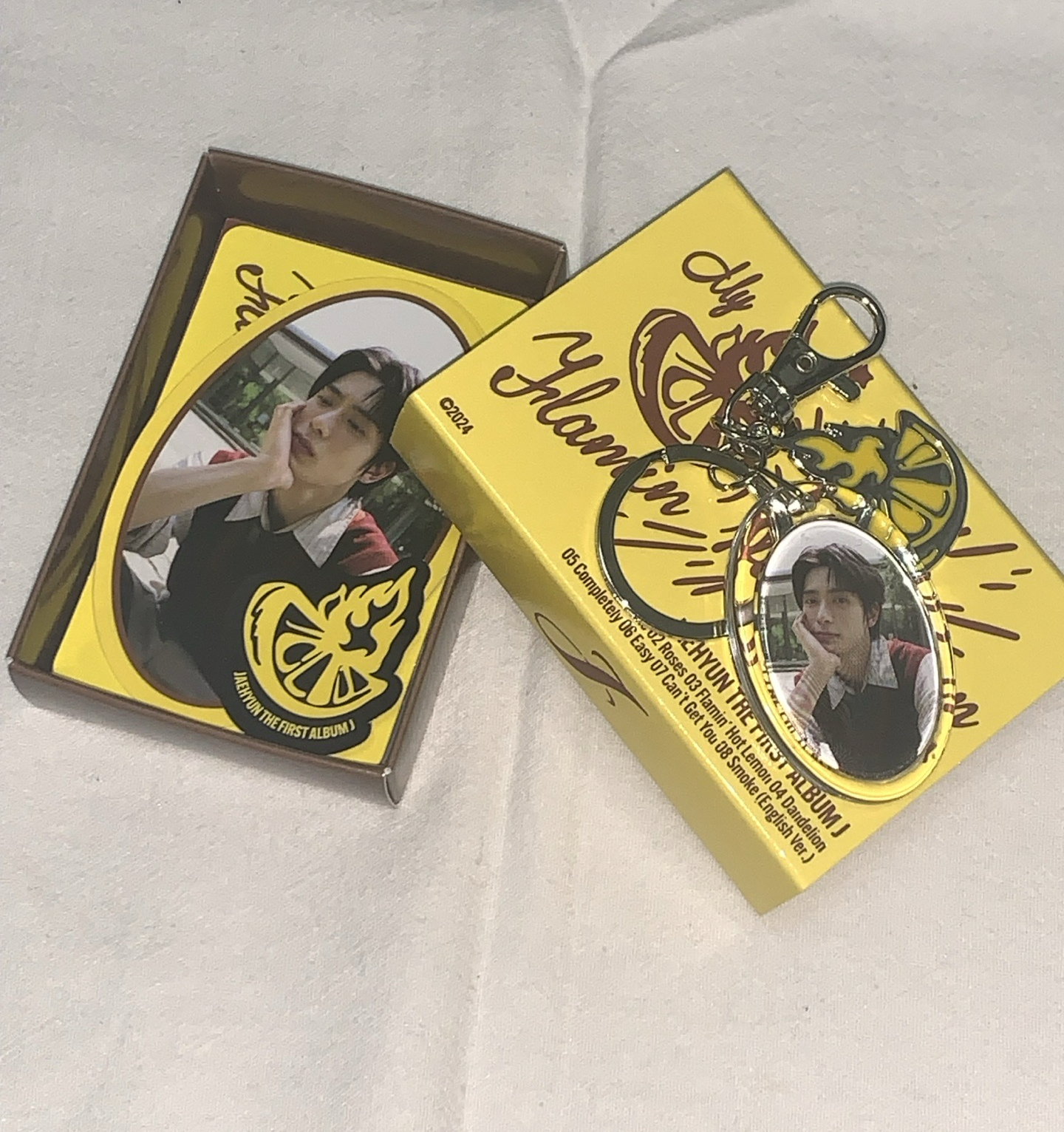 在玹 J  K版空專(無自拍卡)