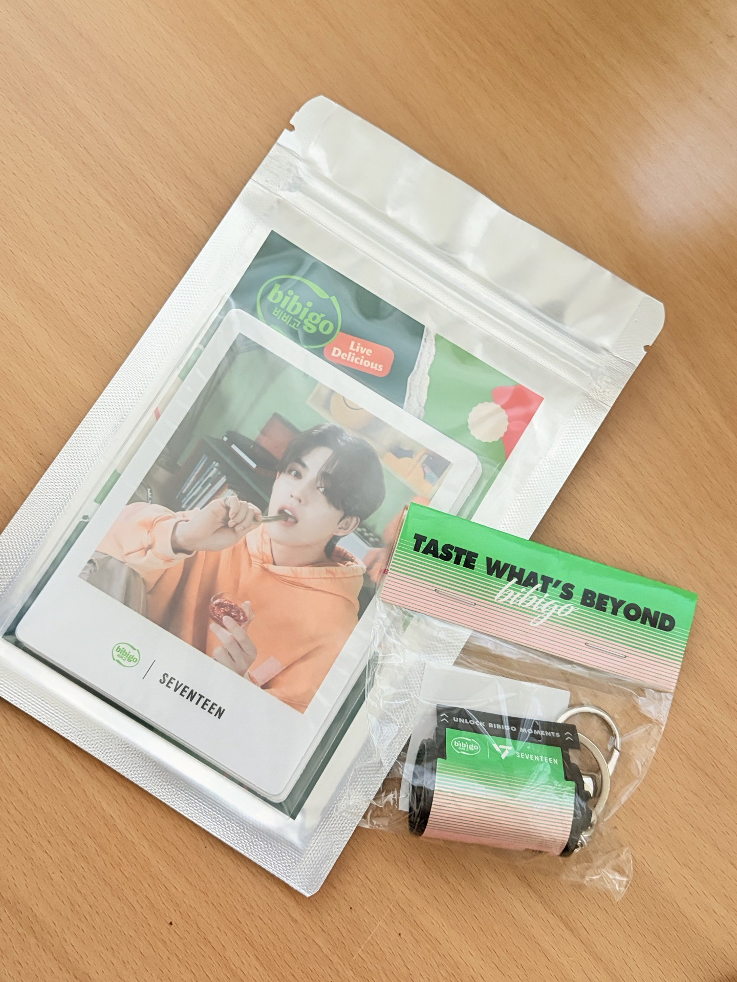 bibigo 一套 +底片鑰匙圈