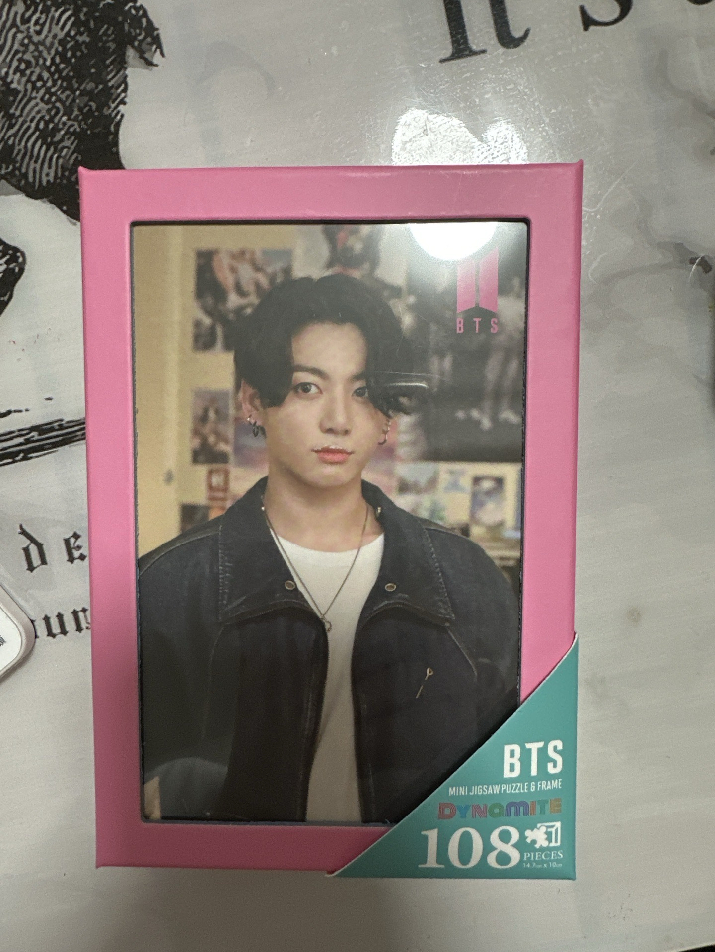 DYNAMITE 柾國拼圖