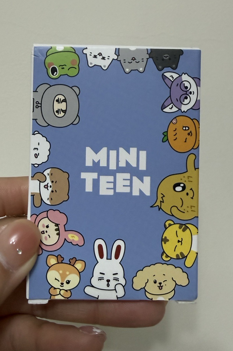 Miniteen 撲克牌