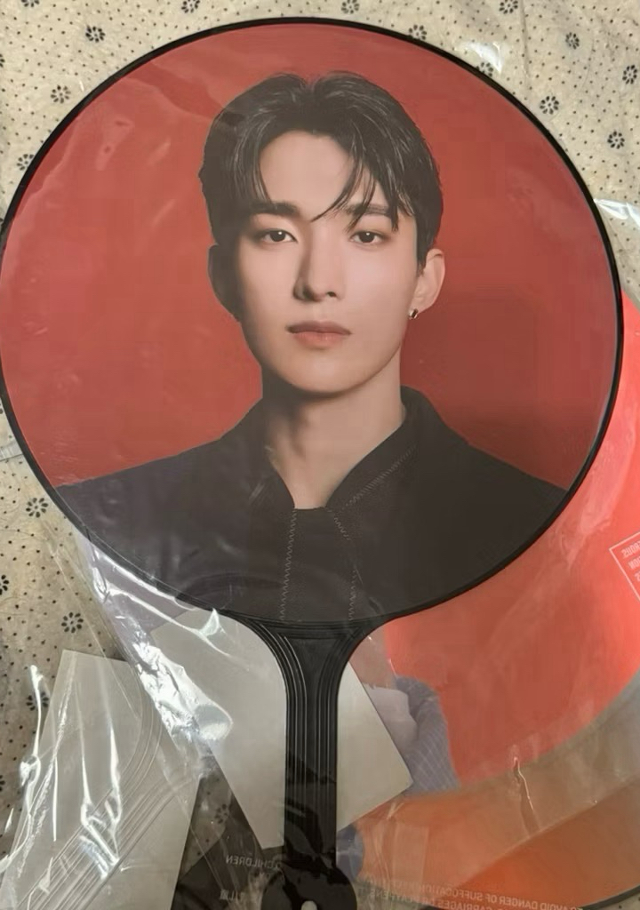 (現貨三支不拆）seventeen 李碩珉 大扇子