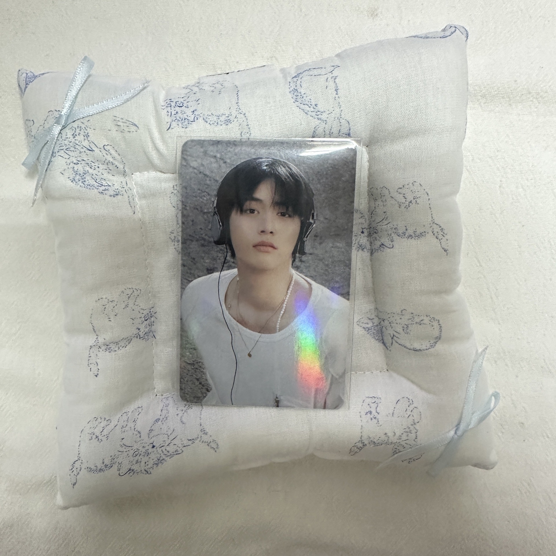 who 出道專 日咖 預售特典卡 閃卡