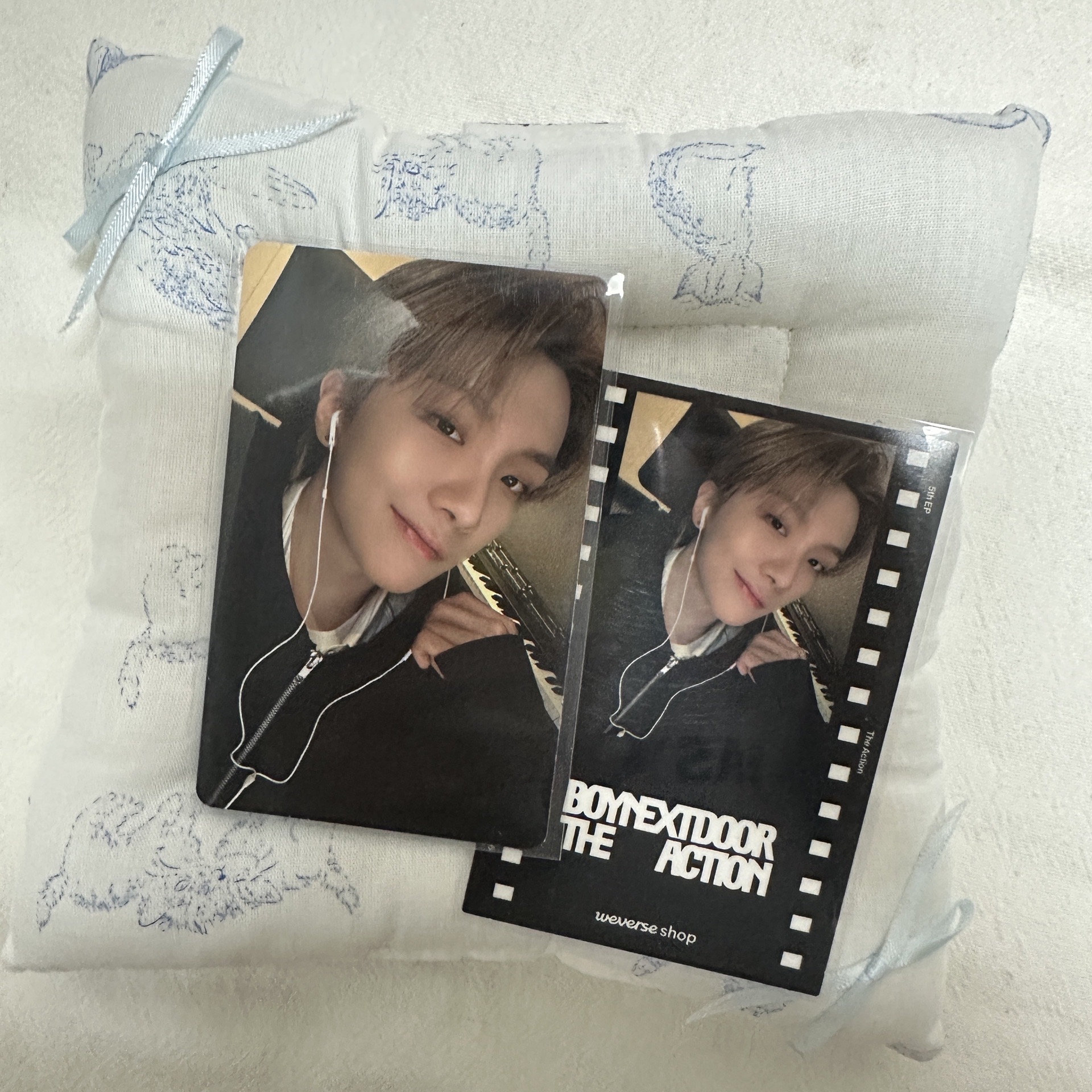 The Action WVS 單封特典