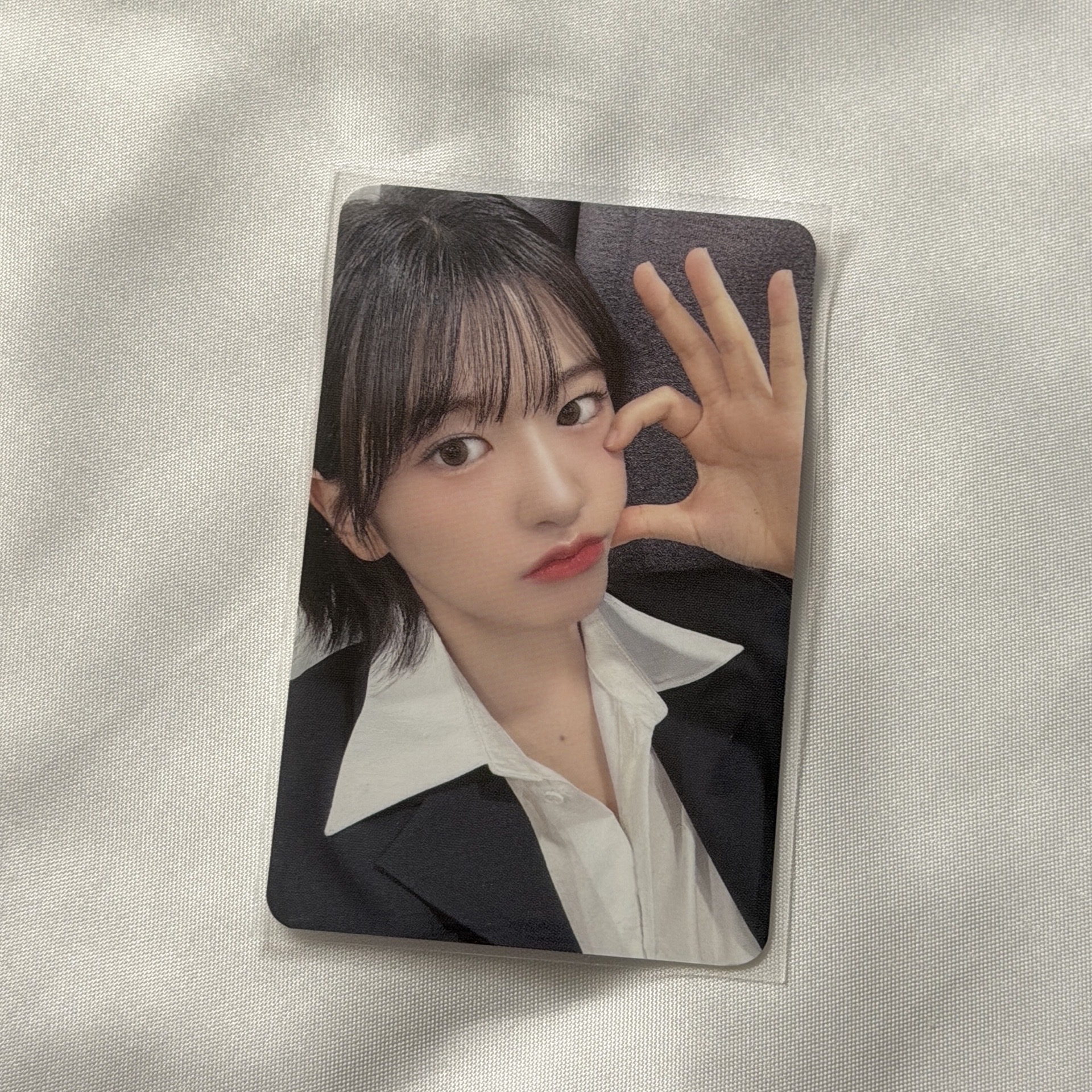 IVE 世巡周邊斜挎包卡安 直出不綁