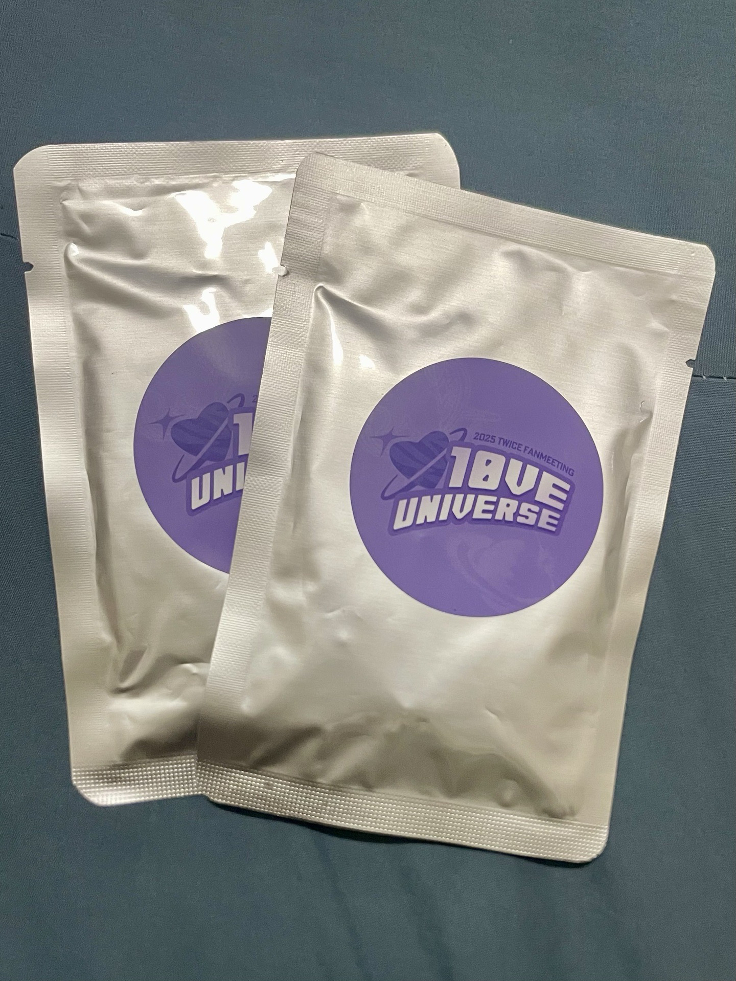 TWICE 10週年快閃 壓克力登山扣