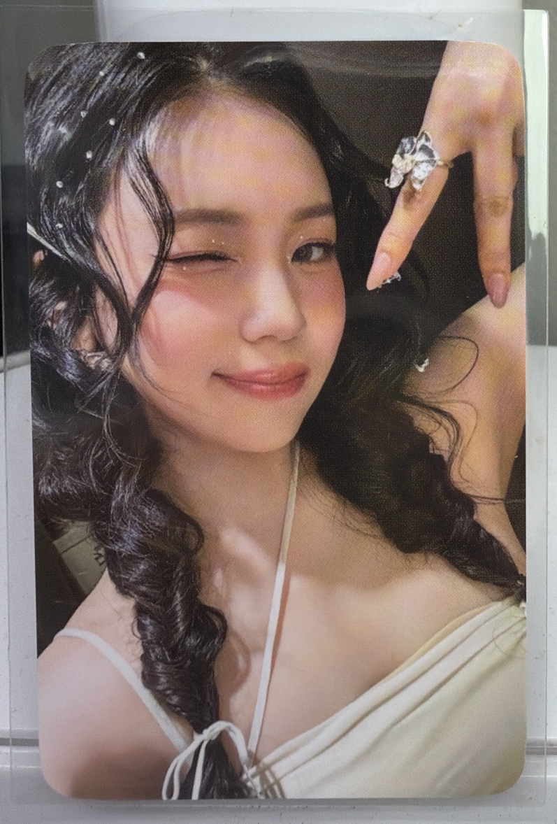 VIVIZ 正規一輯WM預售 嚴智