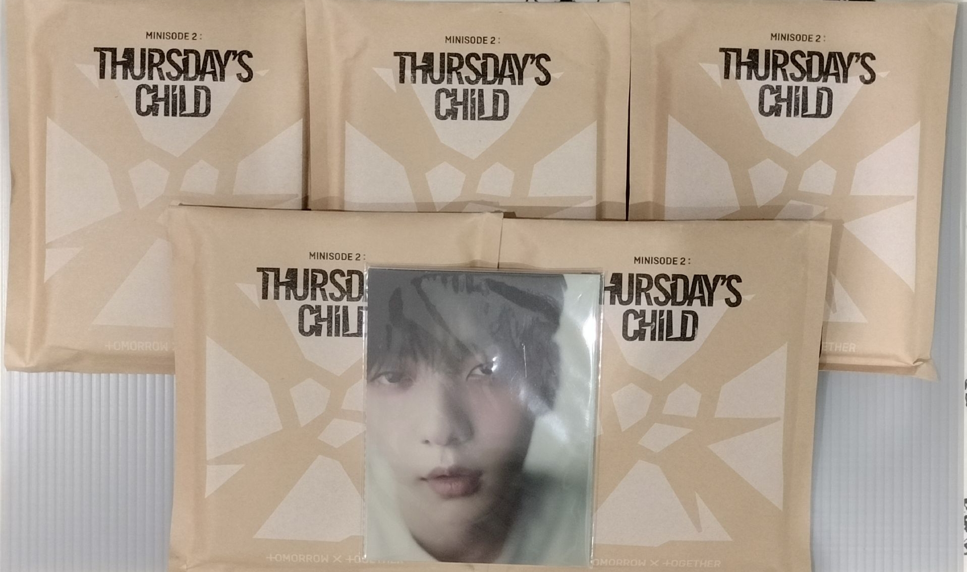 迷四 Thursday's child單封一套 含wvs特典