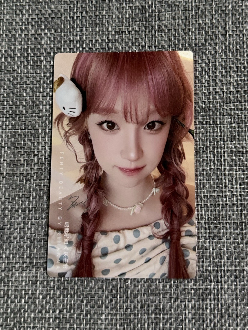 雨琦 Fenty Beauty 代言卡