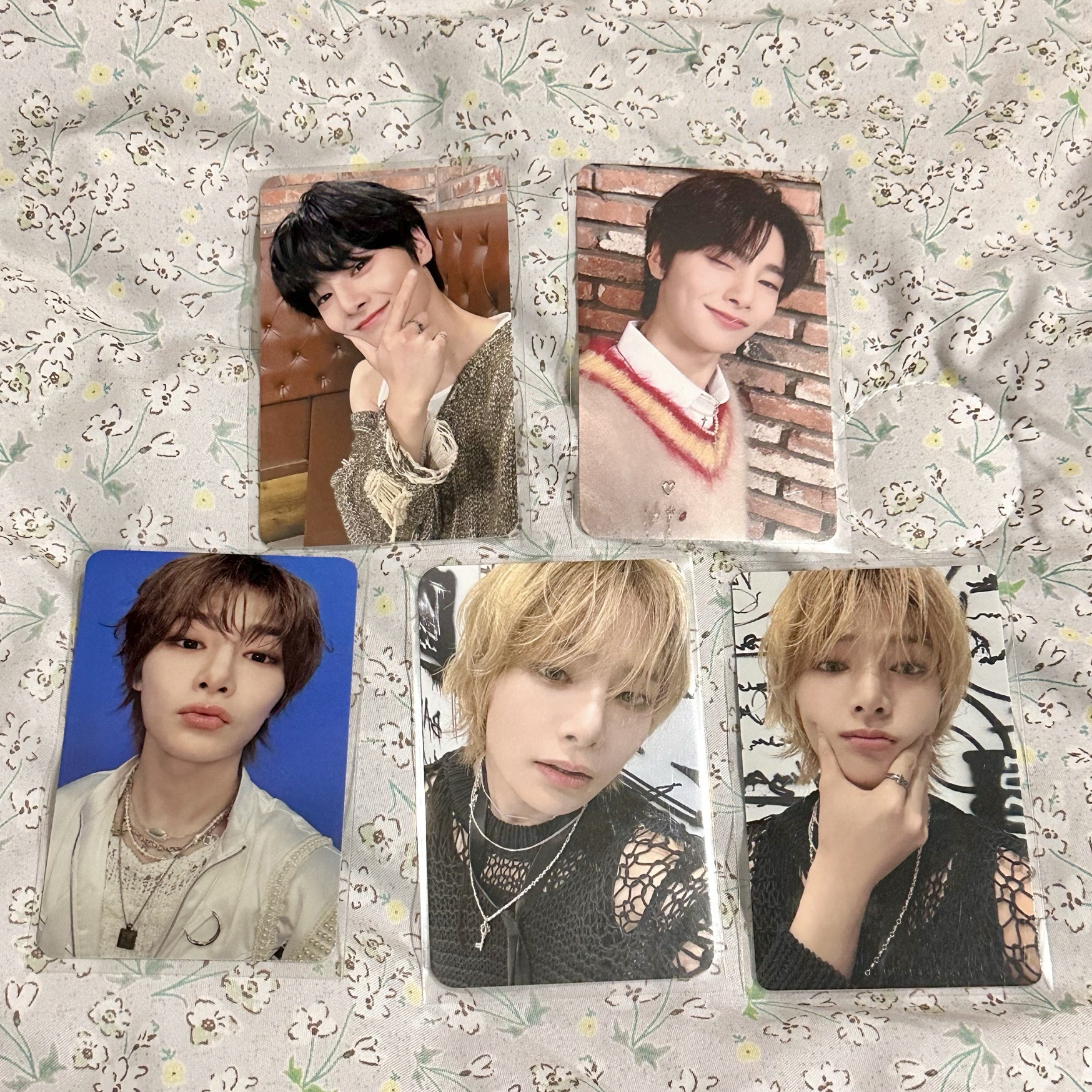 🧭 Stray Kids - 香肩寅小盤