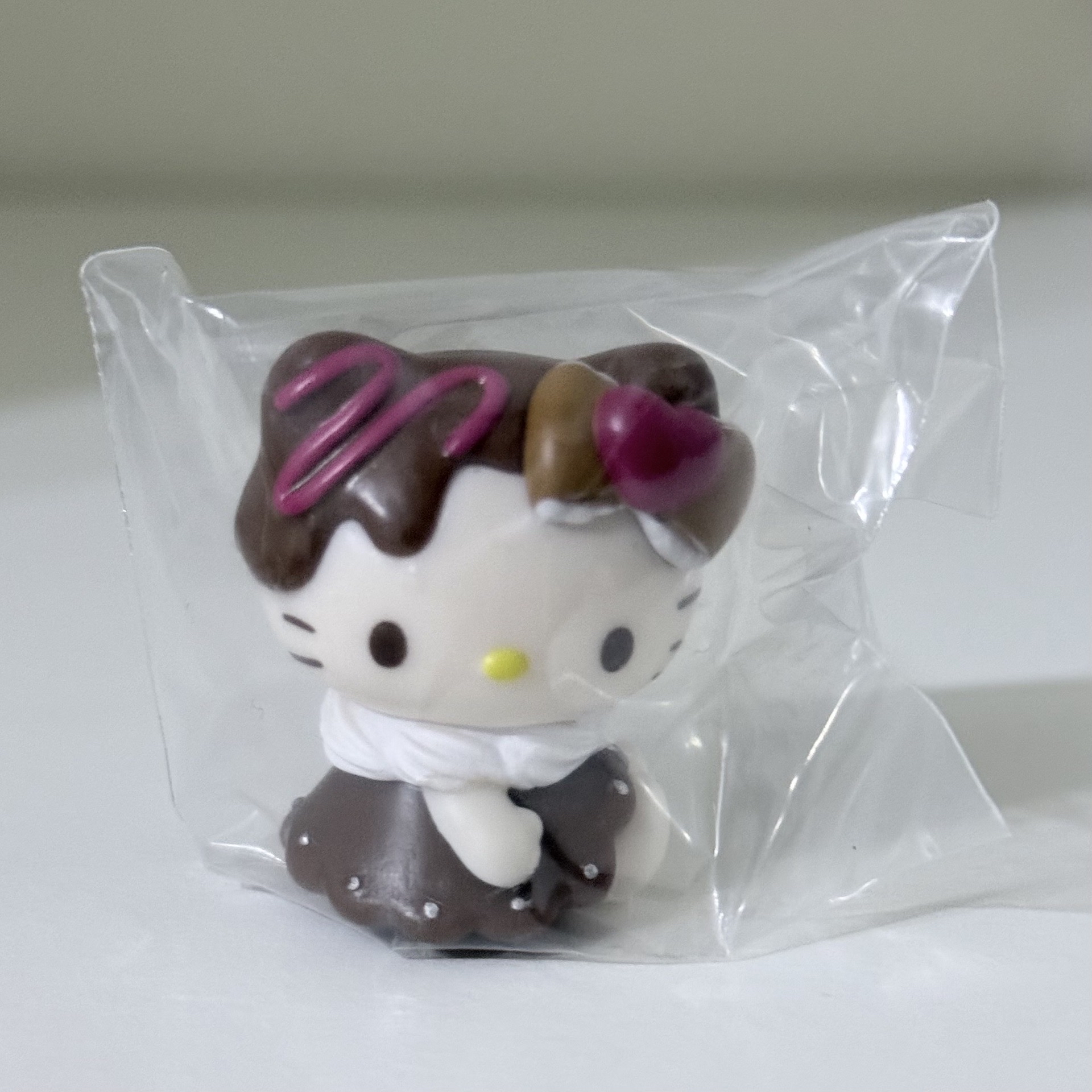 扭蛋公仔 巧克力系列 kitty