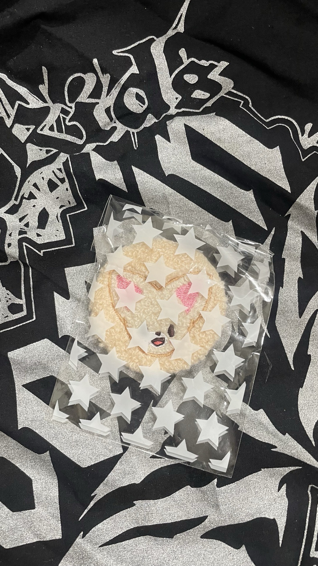 5th FM 毛絨徽章寅豆豆眼