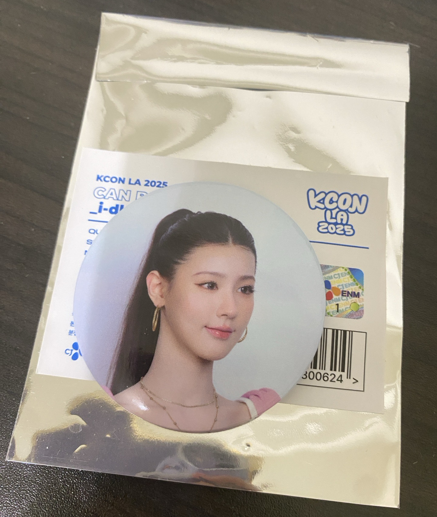 idle 薇娟kconLA 徽章