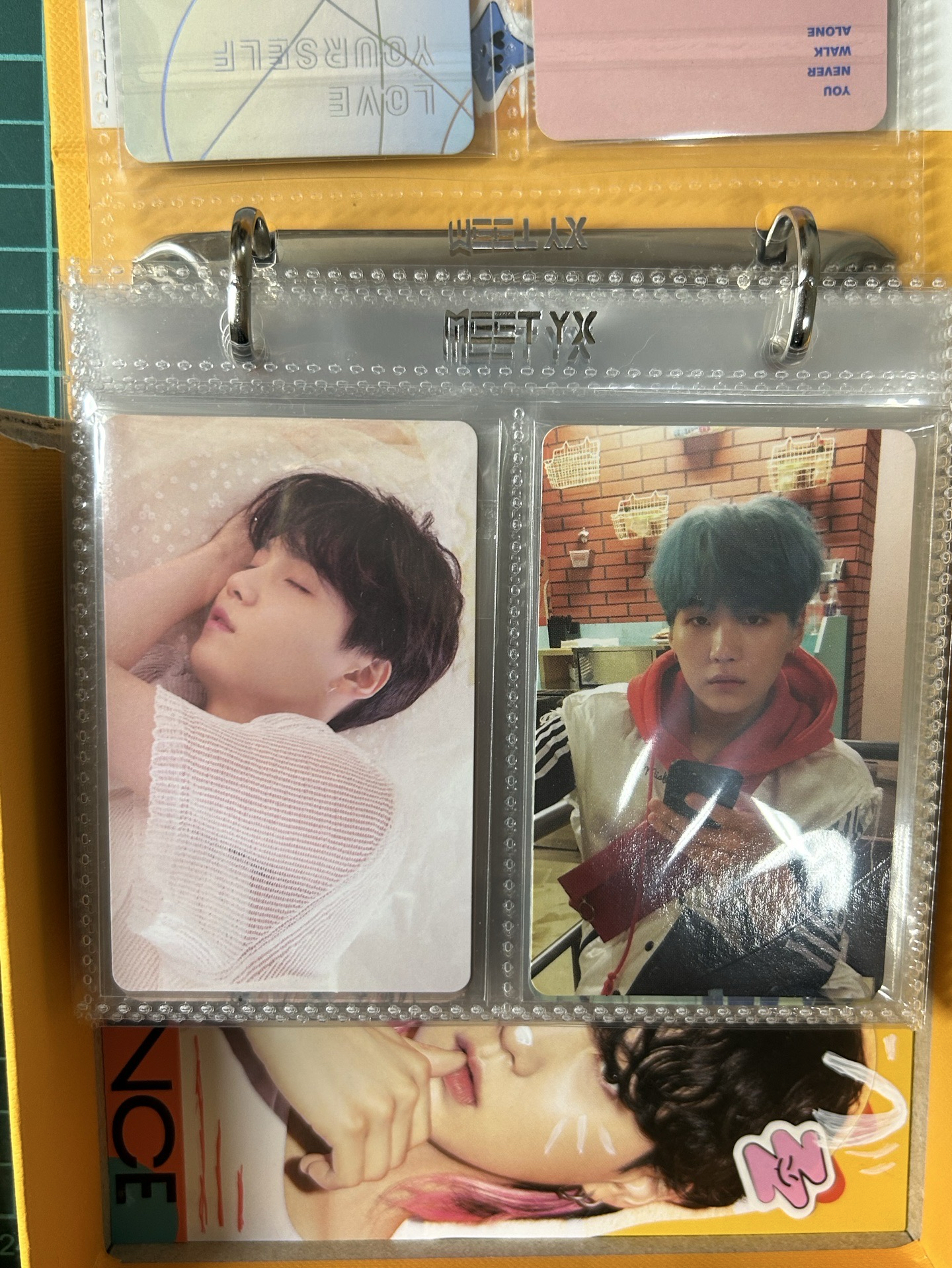 盤出閔玧其小卡