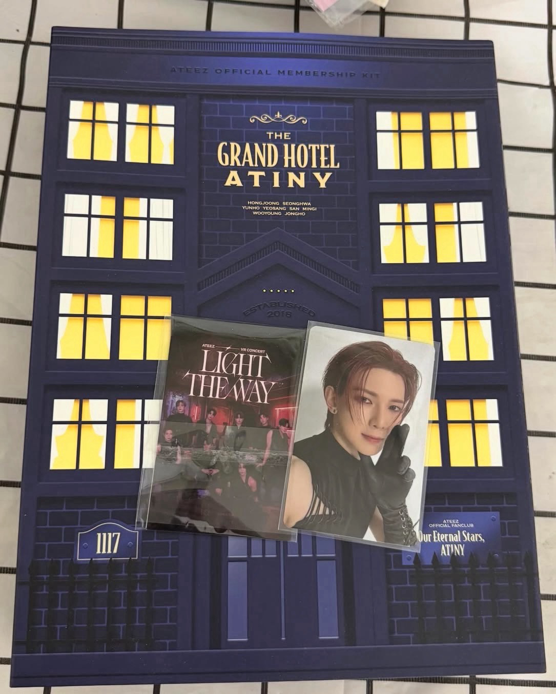 全收+600購會員禮（不含傘小卡、會員卡、束口袋）贈姜呂尚VR特典