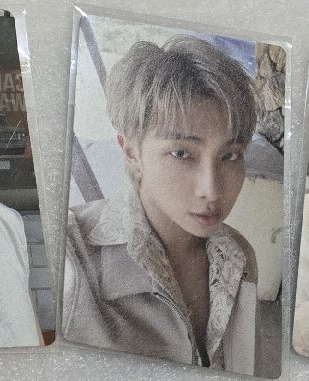 Me,Myself RM寫真小卡