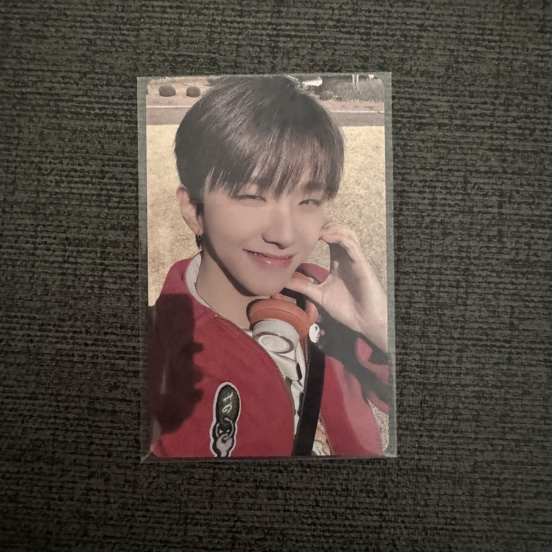 日咖 露虎牙 愛心閃卡 金雲鶴