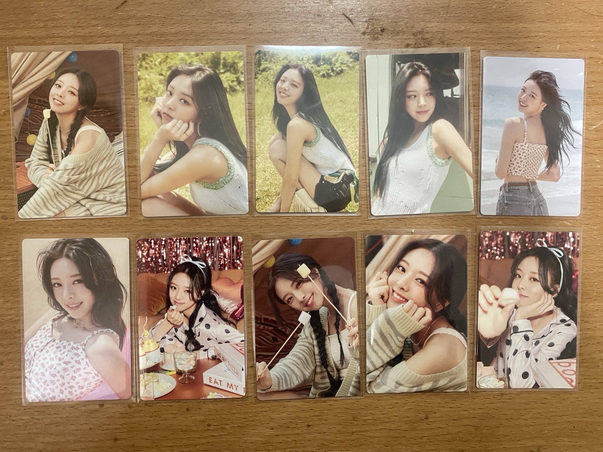 ［合售］ITZY 有娜 2022年曆卡 隨機卡 