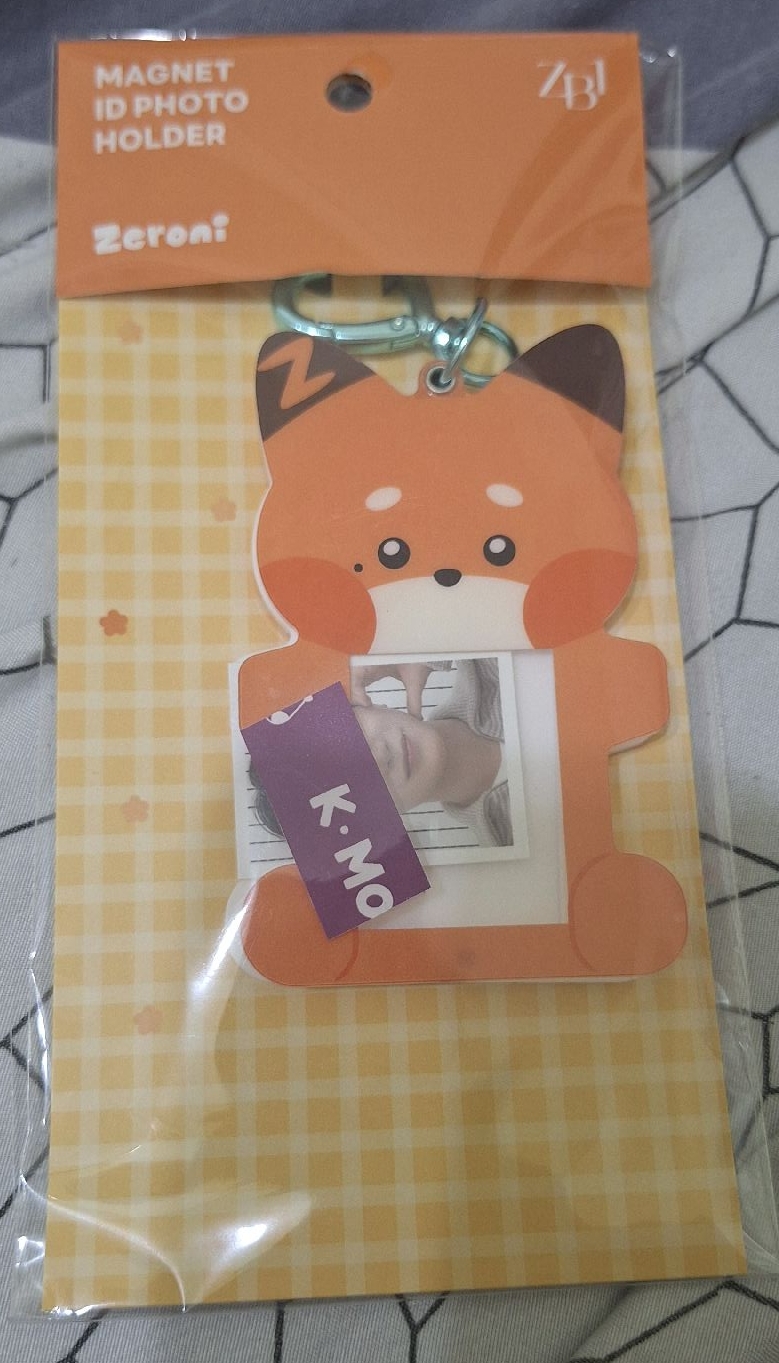 ZB1 石友鉉 證件照吊飾