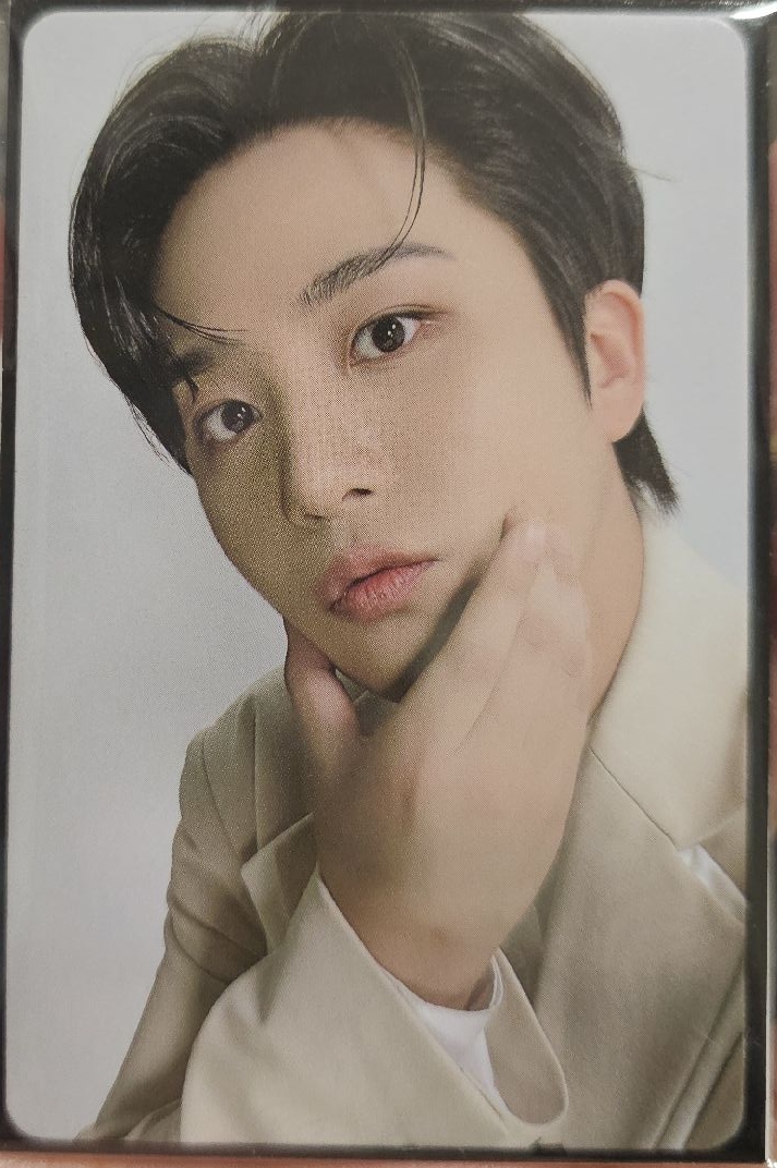 ATEEZ VR電影 第二週 特典小卡 含小資料夾