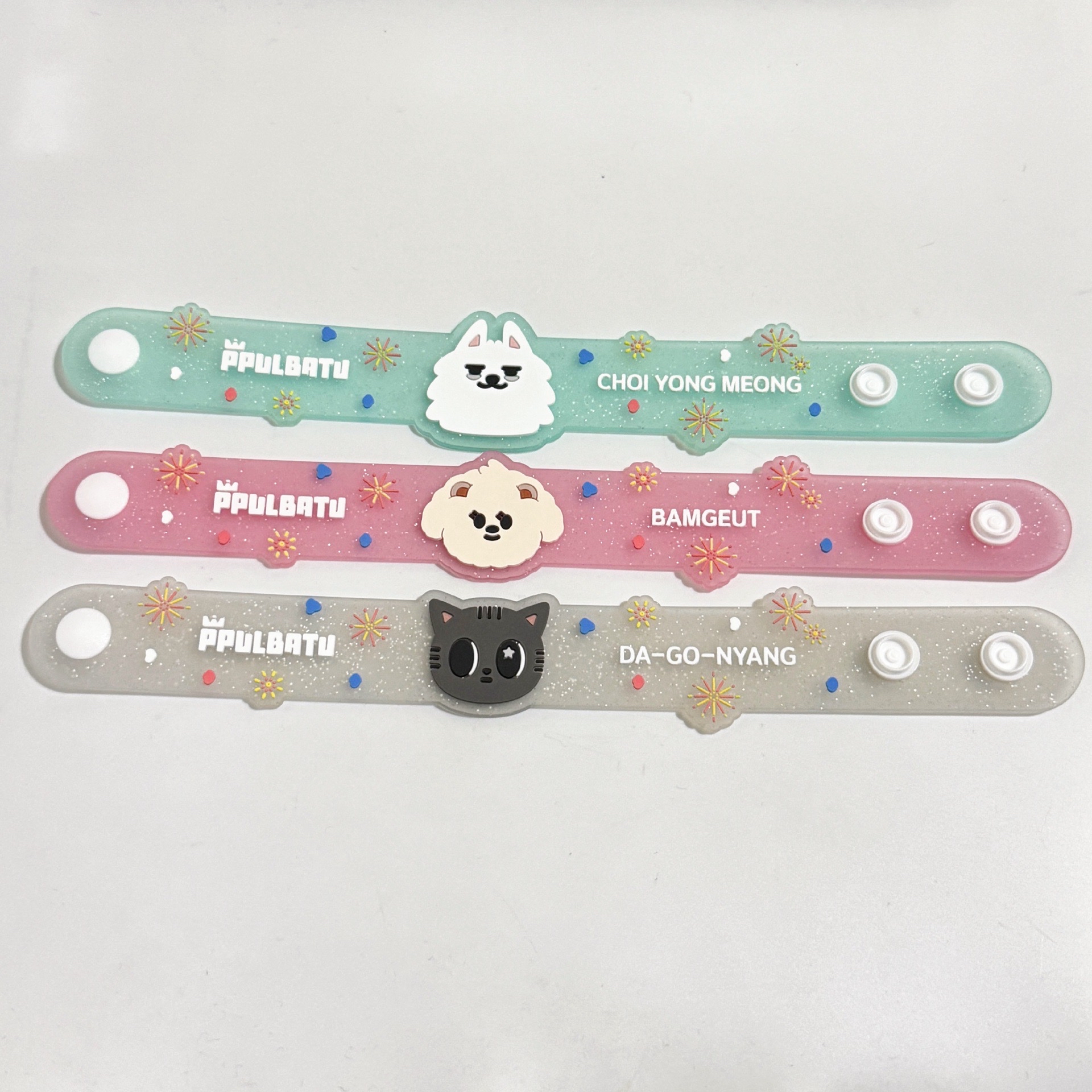 TXT 官方 髮夾 徽章 橡膠手環 吊飾 壓克力拍照道具