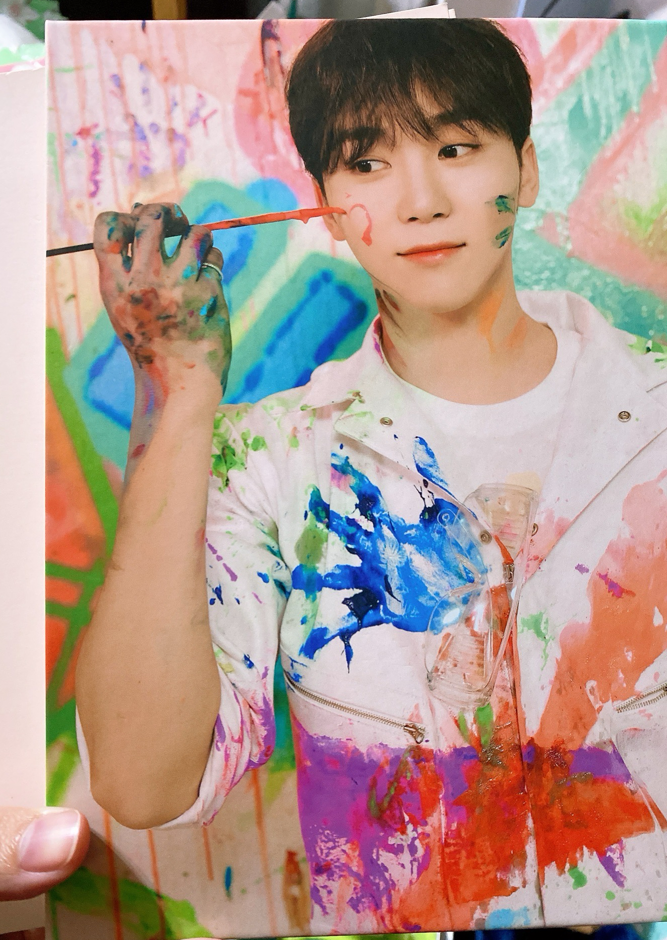 SEVENTEEN 寛 油彩盤空專