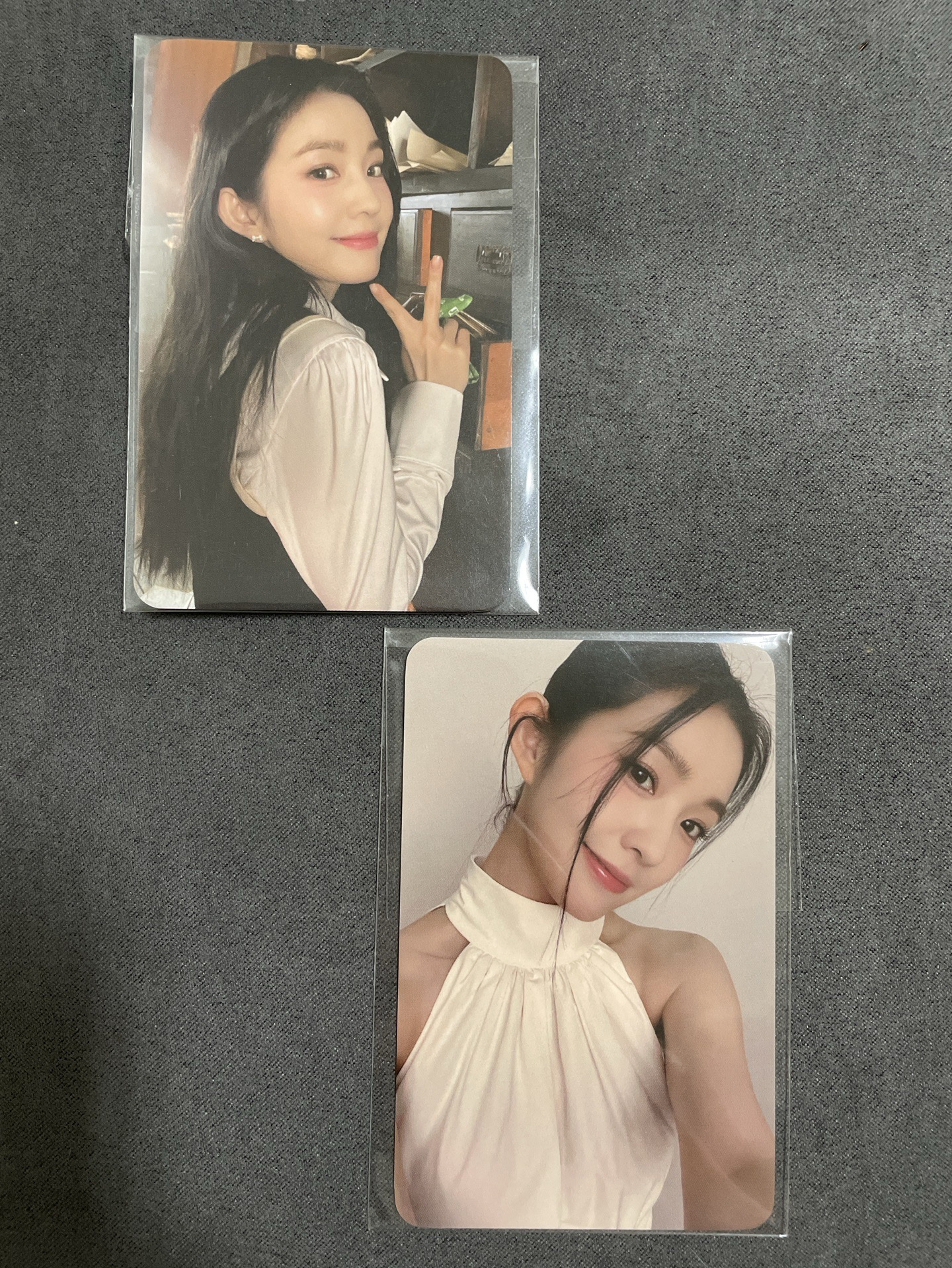 剩左上 Red Velvet 演唱會 特典卡 Irene