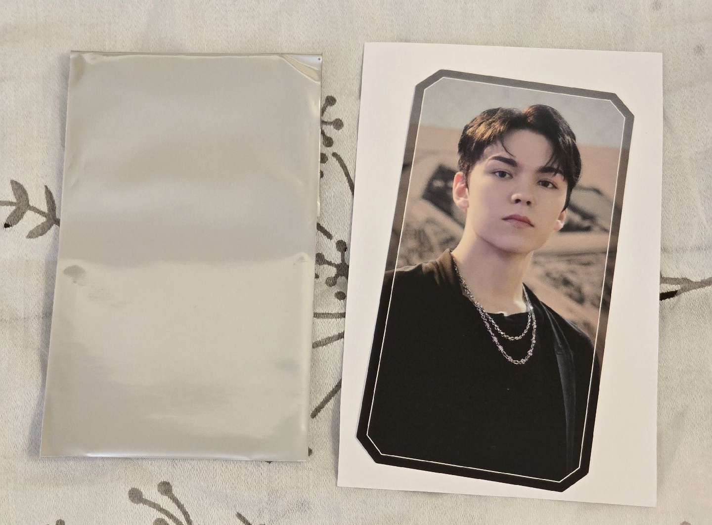 2023 SEVENTEEN cafe 入場特典 Vernon