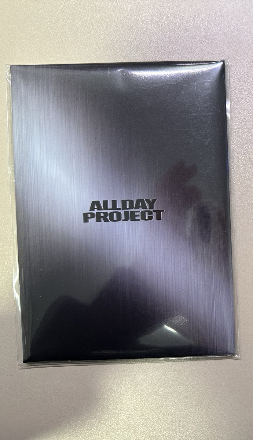 迷一快閃A（左圖）