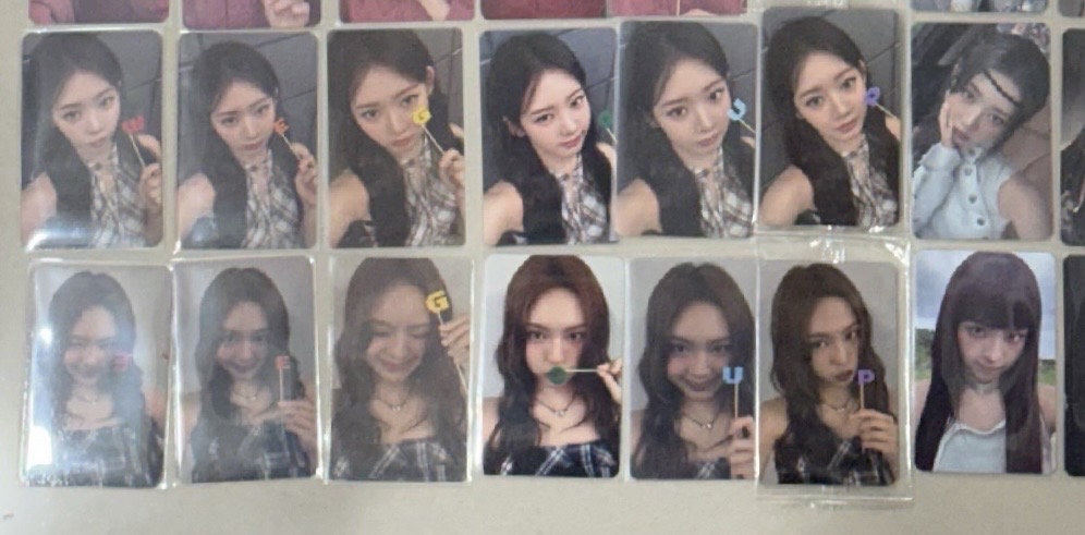 [WE GO UP] 字母卡+快閃店A、B ver. 單成員套出 茶、柒