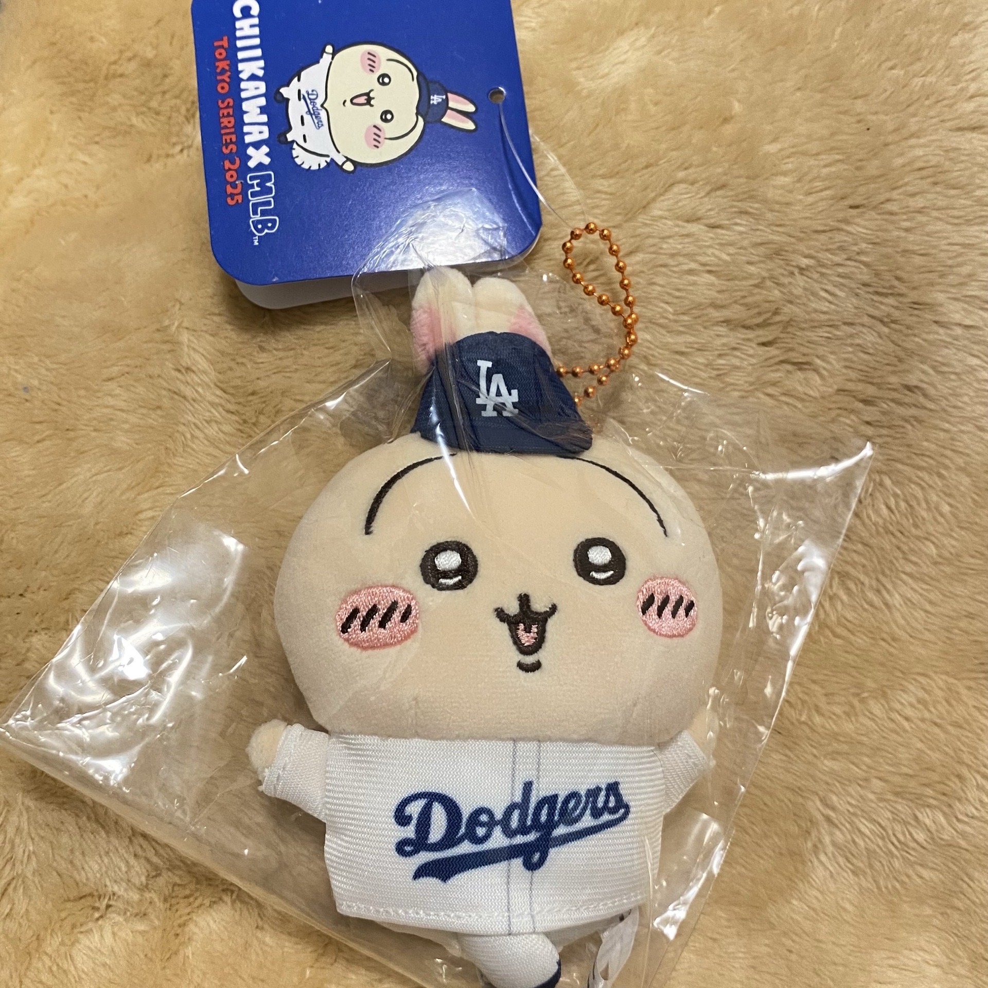 吉伊卡哇×MLB棒球系列吊飾｜道奇隊烏薩奇戴帽