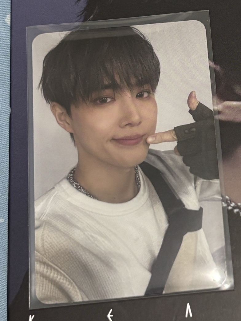 EXO正規八輯 Suho 勉小卡