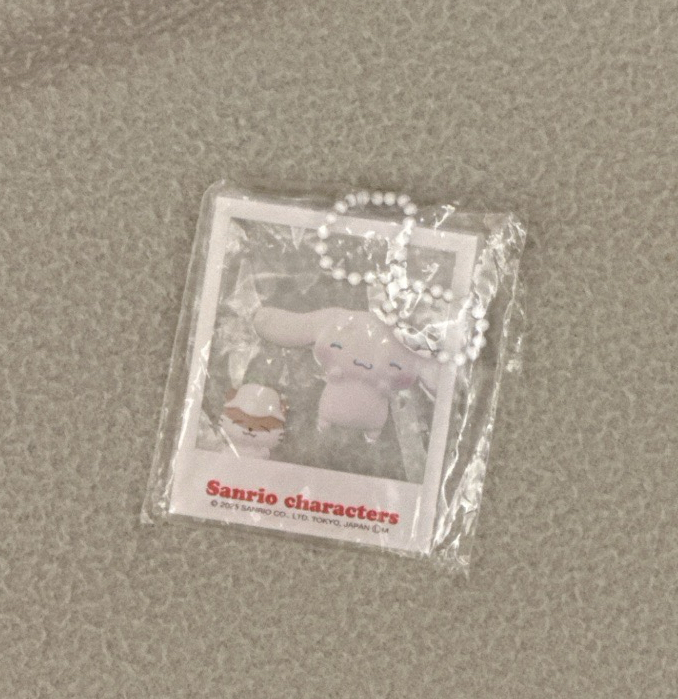 大耳狗拍立得吊飾扭蛋