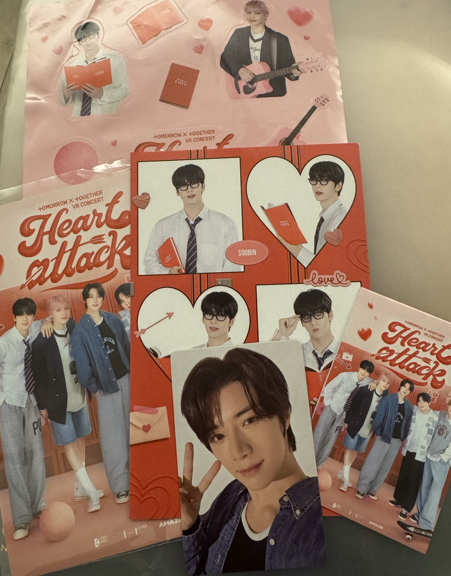 VR Heart Attack-秀彬人生四格、杋圭小卡