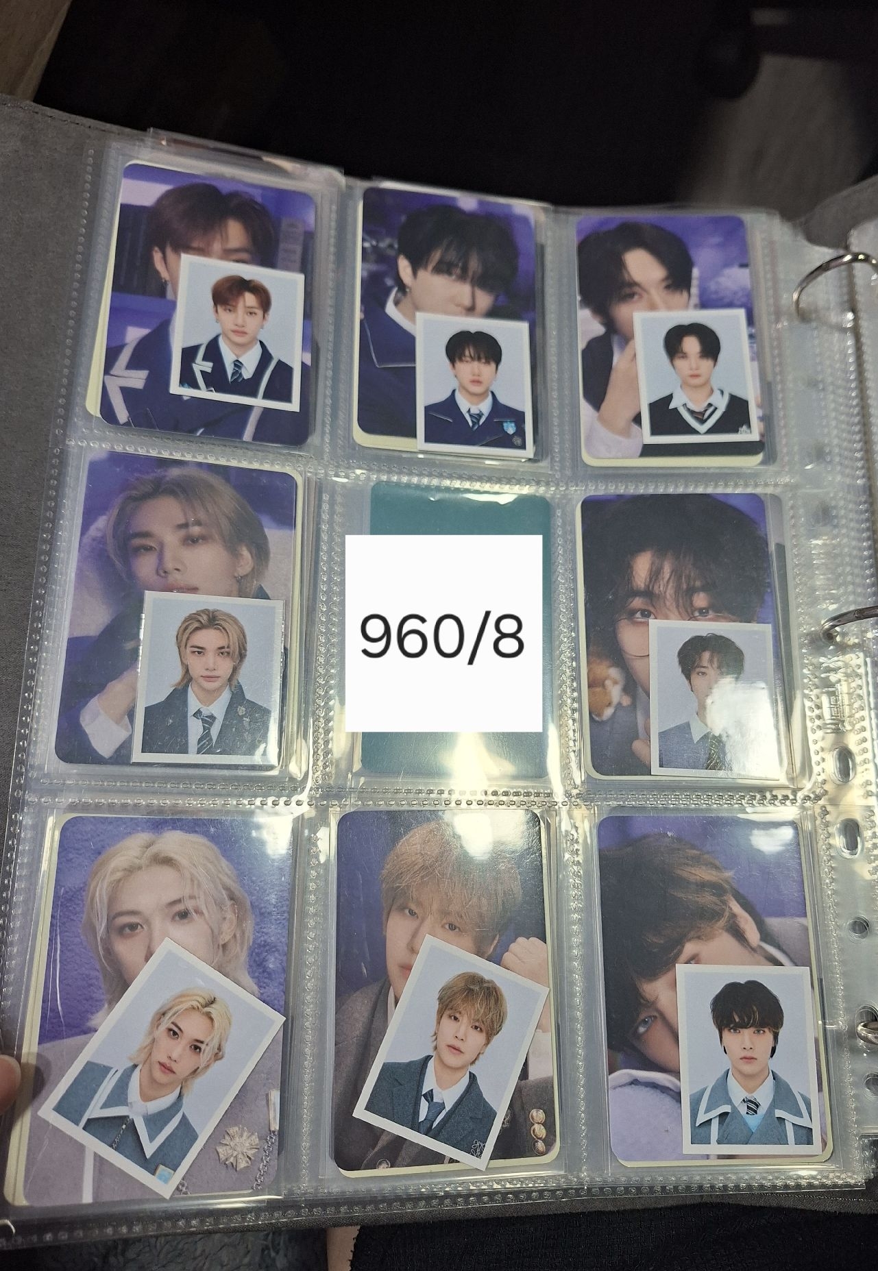 Stray kids 魔法學校