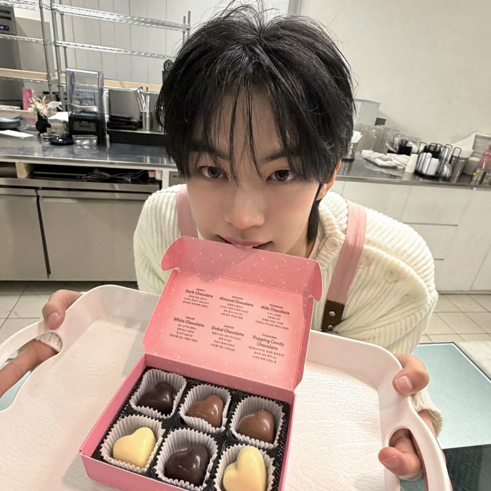 AT（正常出貨）