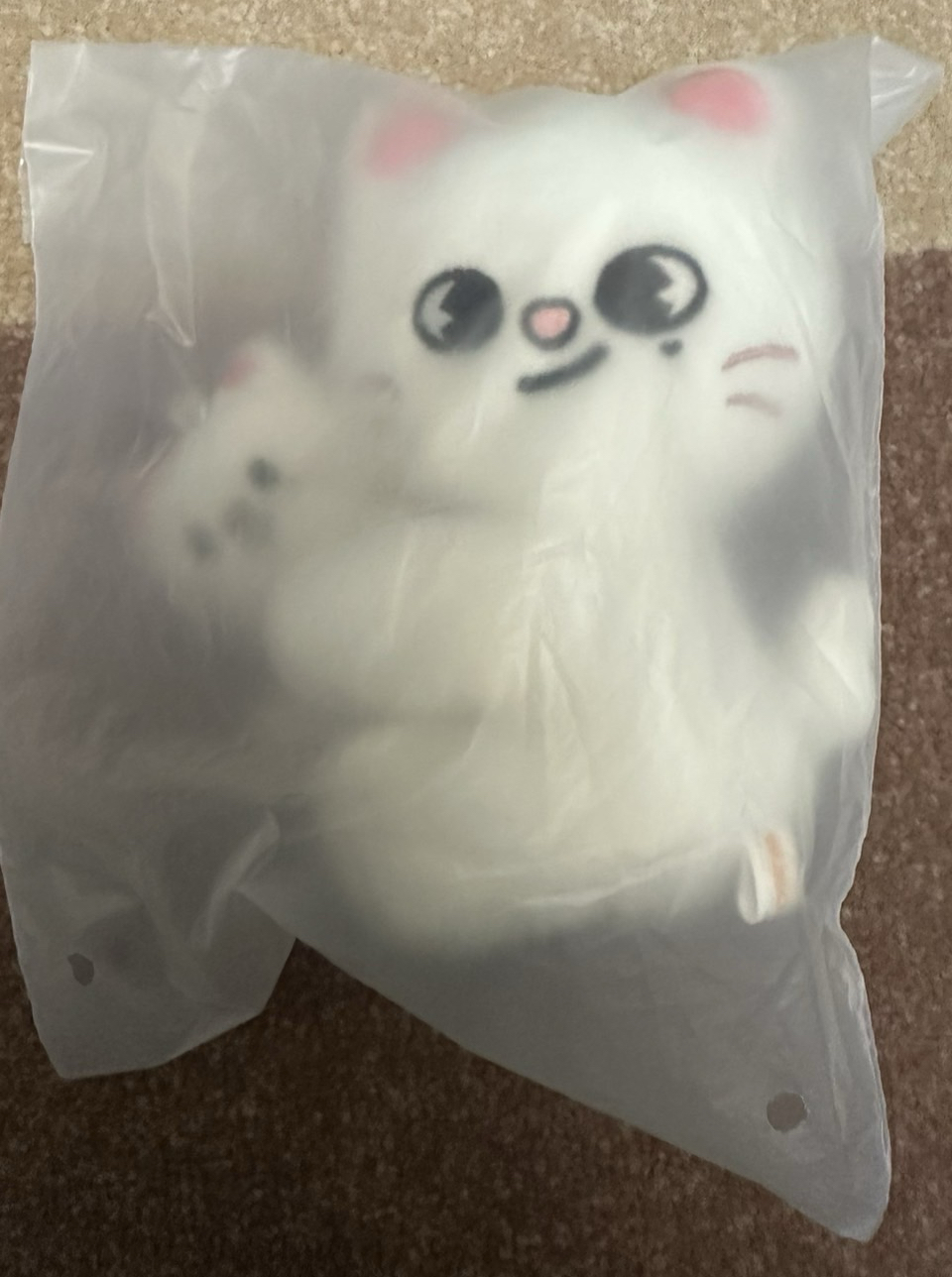 全新未拆Straykids skzoo磁吸抱抱娃娃