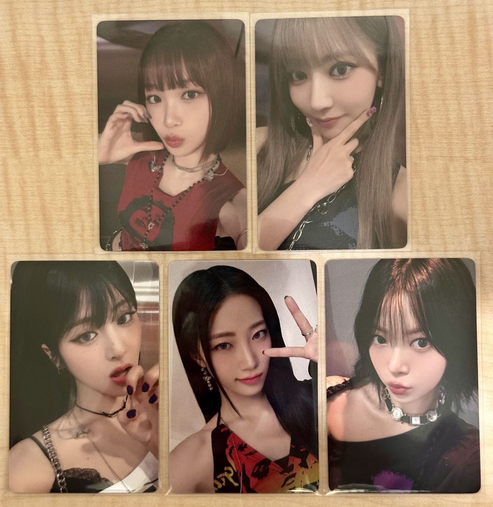 LESSERAFIM Crazy 一直娛簽售 yzy1.0 一套