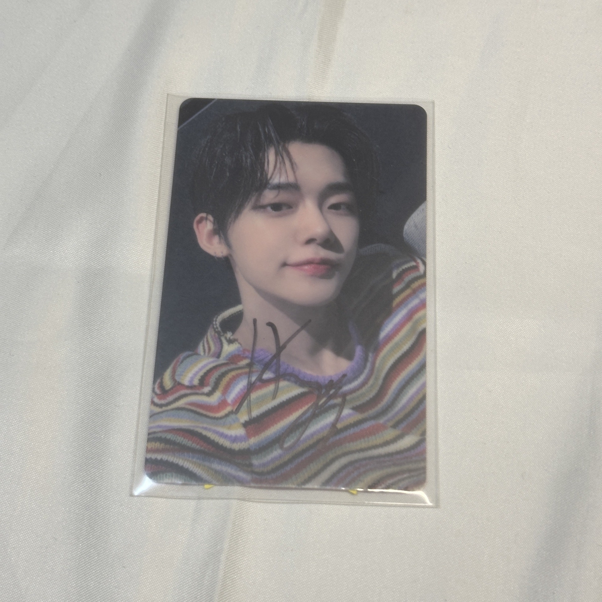 崔然竣 FOE SW 彩色毛衣 簽卡