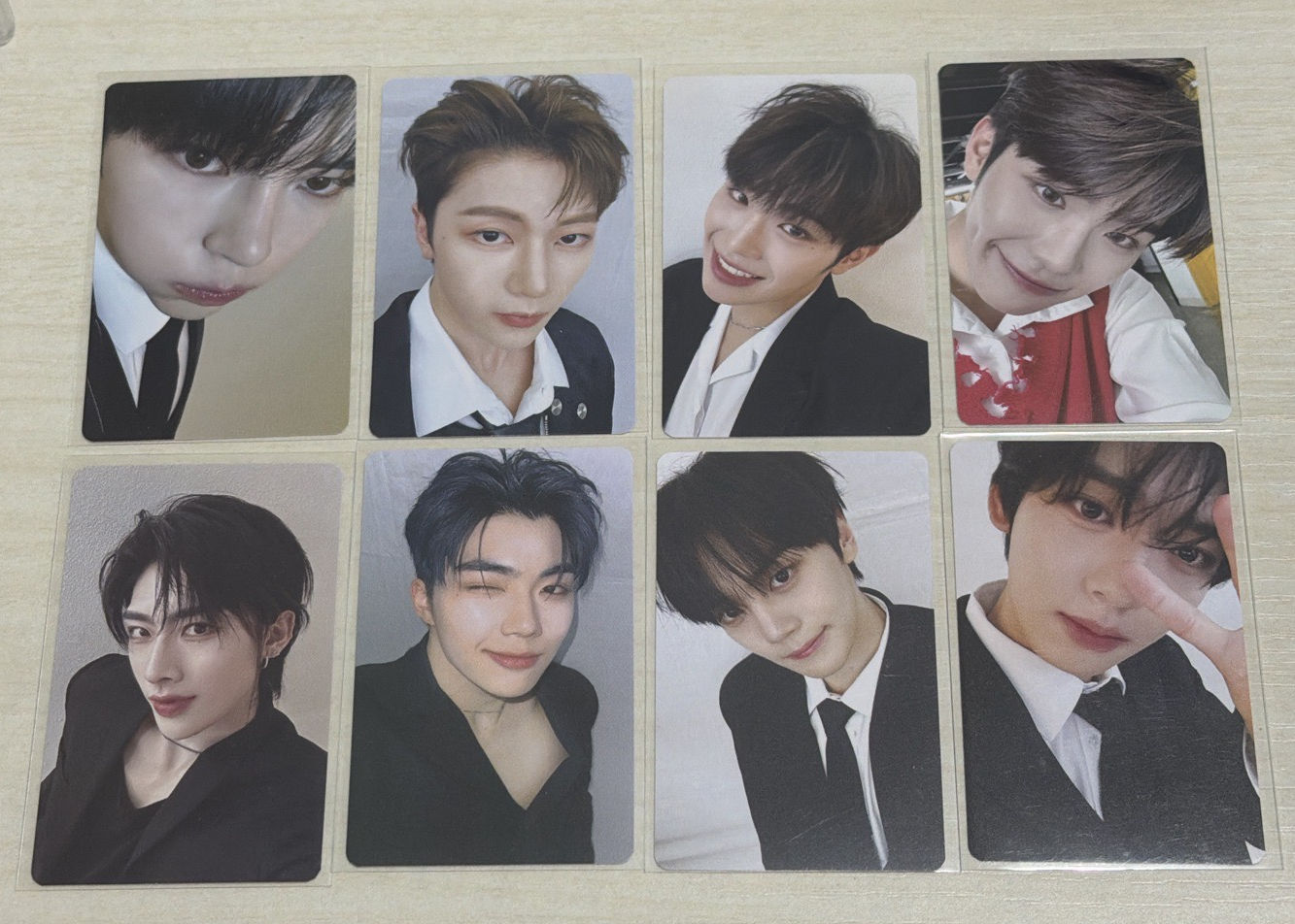 ZB1 縫隙拉麵 代言卡（8張150）