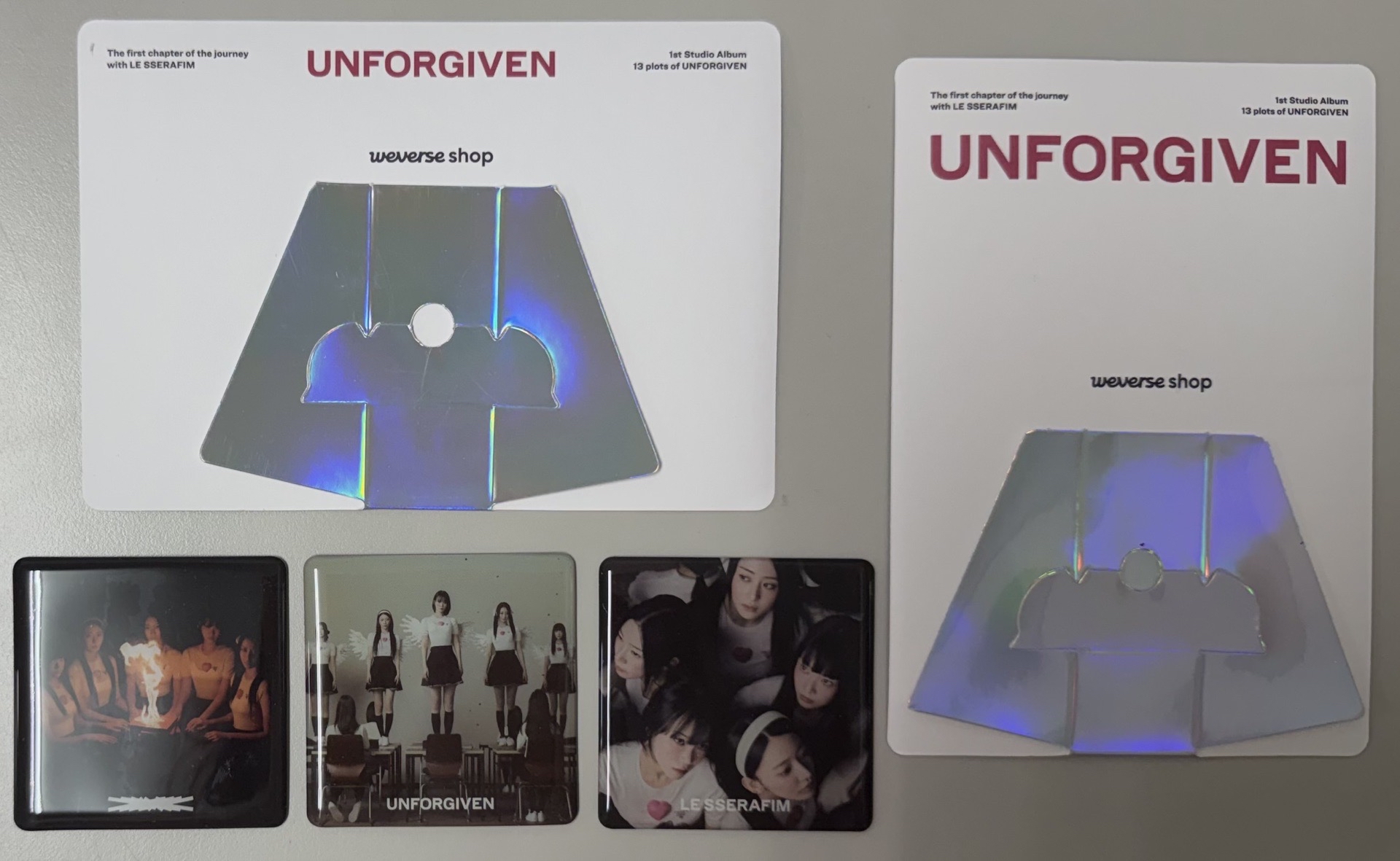 unforgiven 預售特典（照片立牌*2+磁鐵*3）