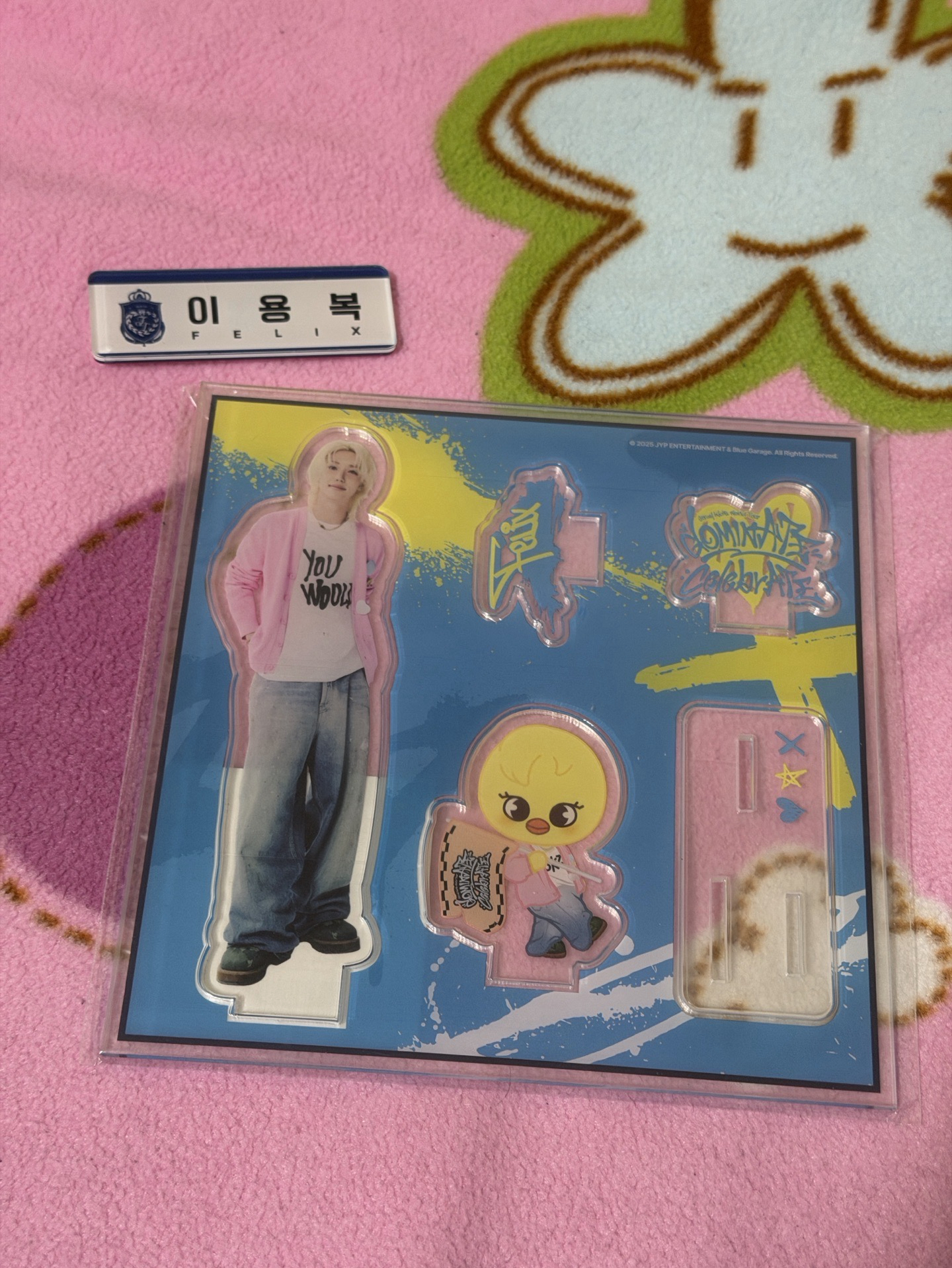 SKZ 菲 FELIX 世巡安可快閃店 立牌 