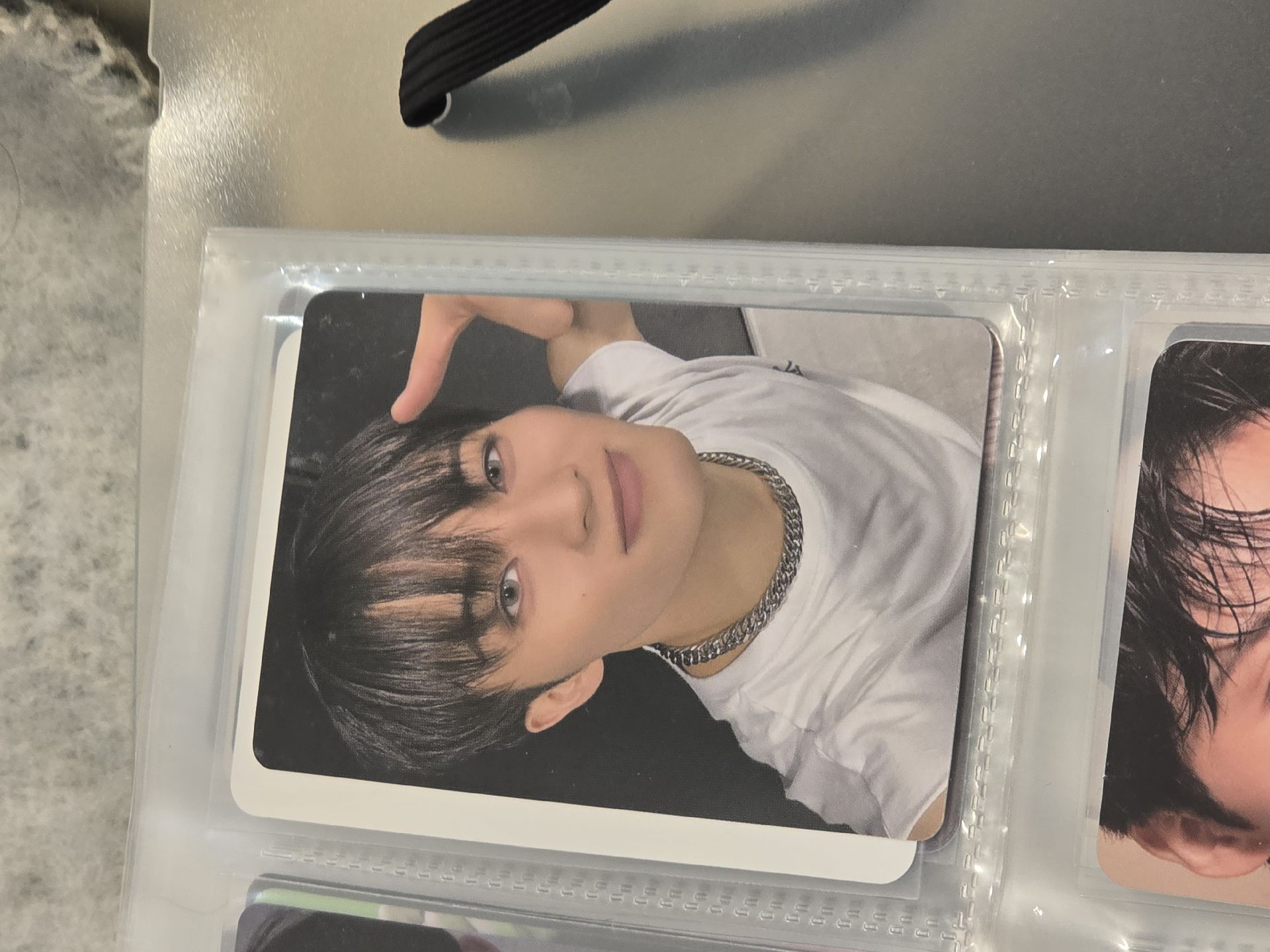 MARK LEE 李馬克 THE FIRSTFRUIT