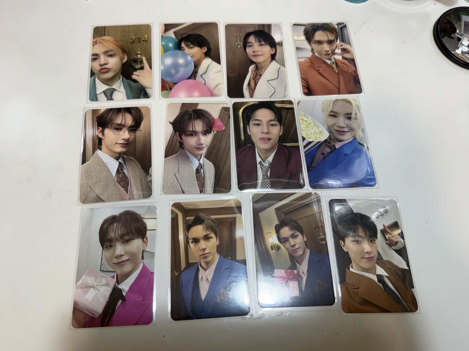 迷12 環球 pb特典 哲 俊 圓 奎 燦