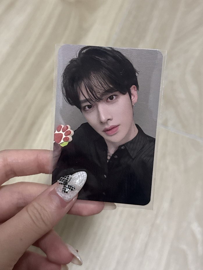 ZB1打歌卡 沈泉銳貓爪棒棒糖